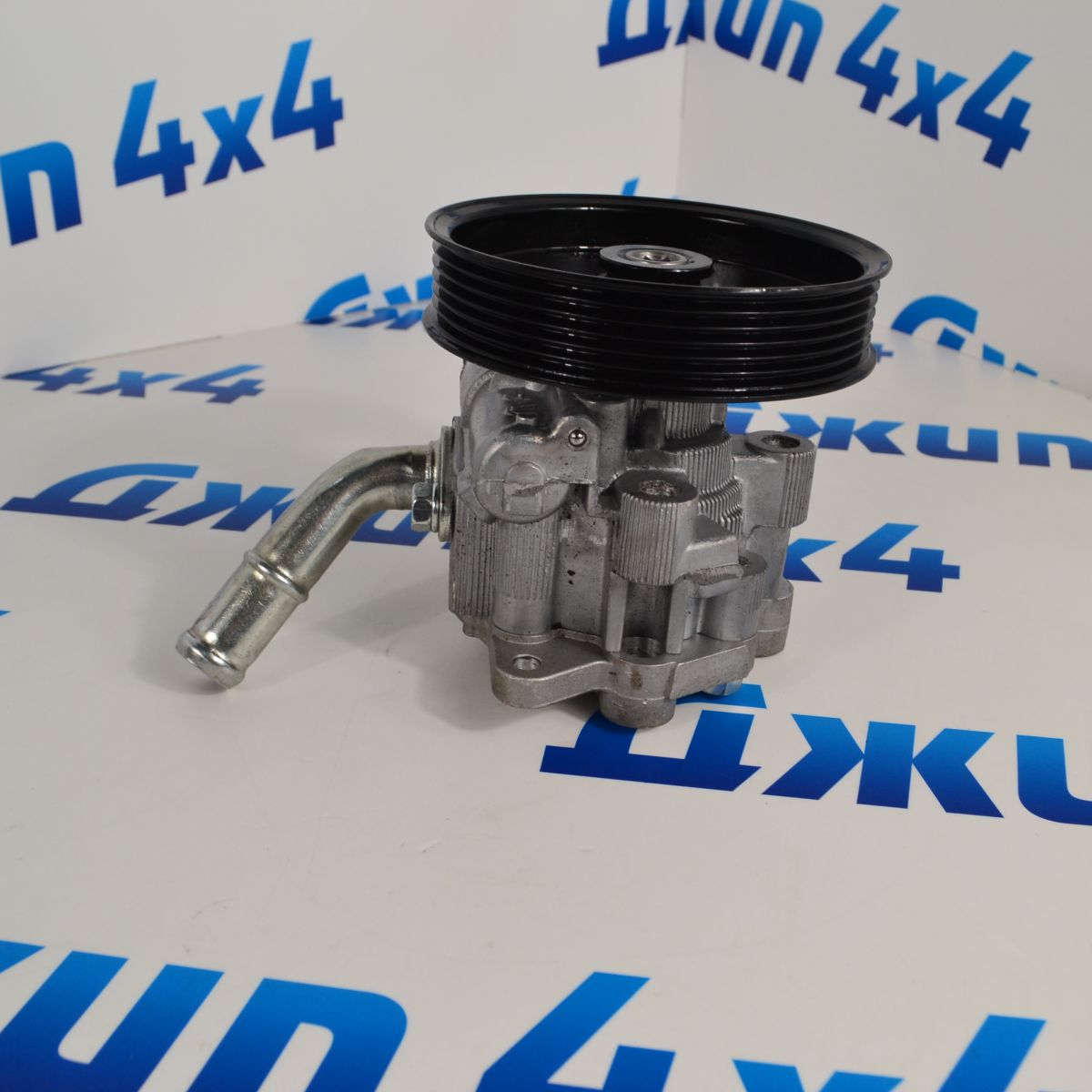 Насос гидроусилителя Jeep Grand Cherokee WK2 V3.6 2010-2011 68068640AB