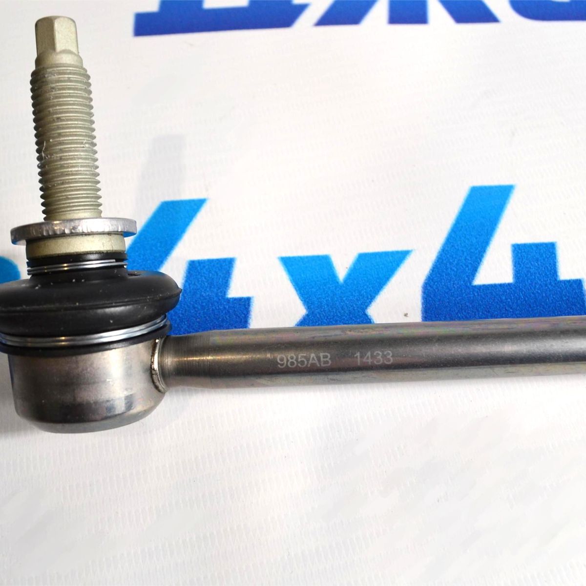 Тяга заднего стабилизатора Jeep Grand Cherokee WL (левая) 68413985AB