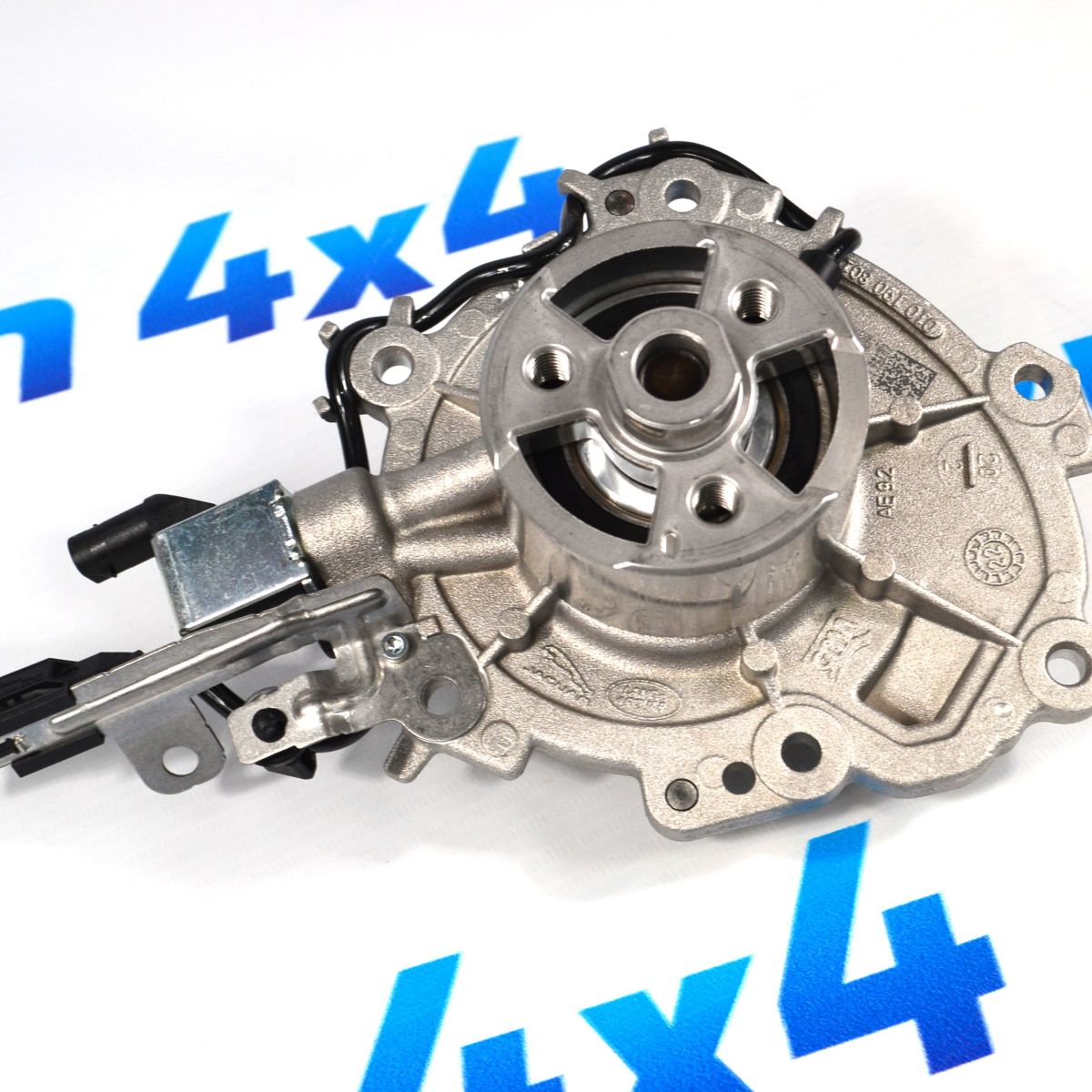 Помпа системы охлаждения Range Rover Velar/Defender/Discovery Sport/Evoque/Sport V2.0T Petrol LR154597