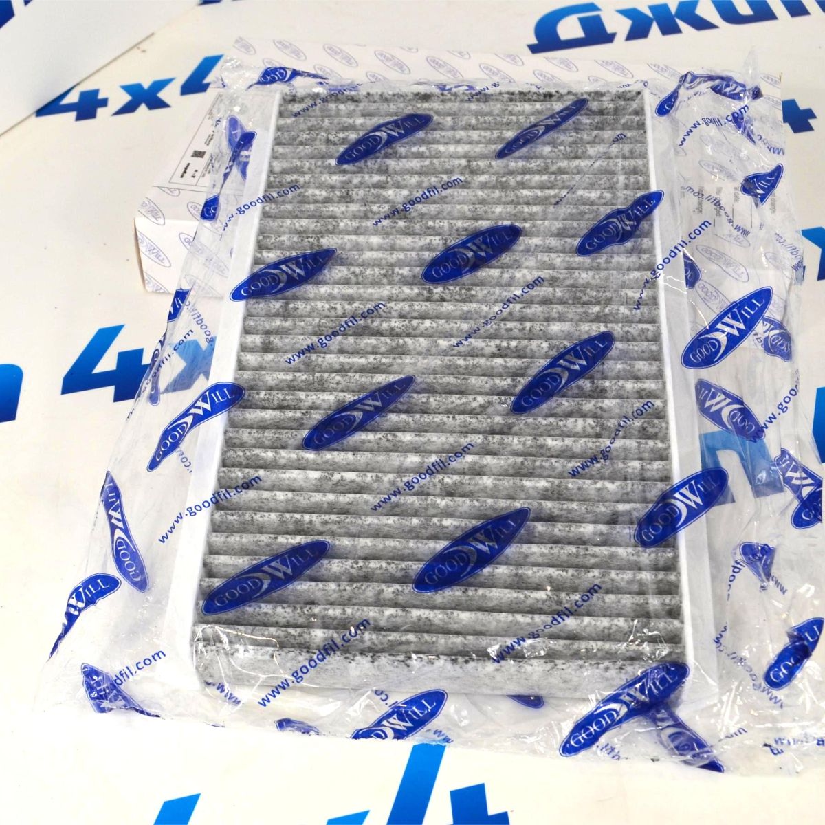 Фильтр салонный Land Rover Range Rover Sport/Land Rover Dicvovery (угольный) LR023977