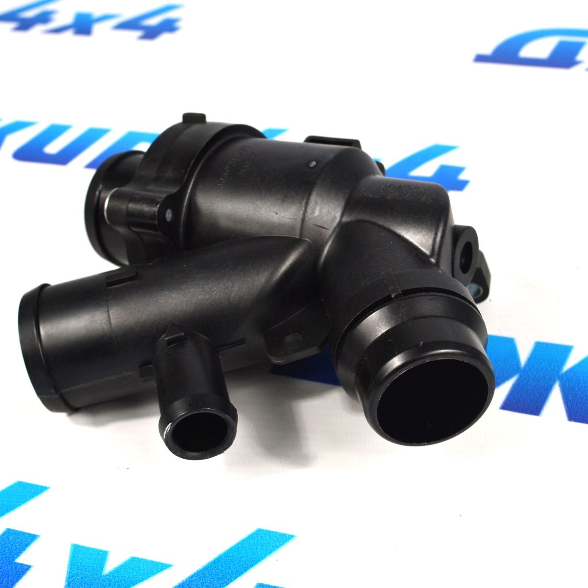 Термостат Jaguar XE X760/Range Rover L405/Range Rover Sport L494 V5.0SC (с корпусом) LR035124