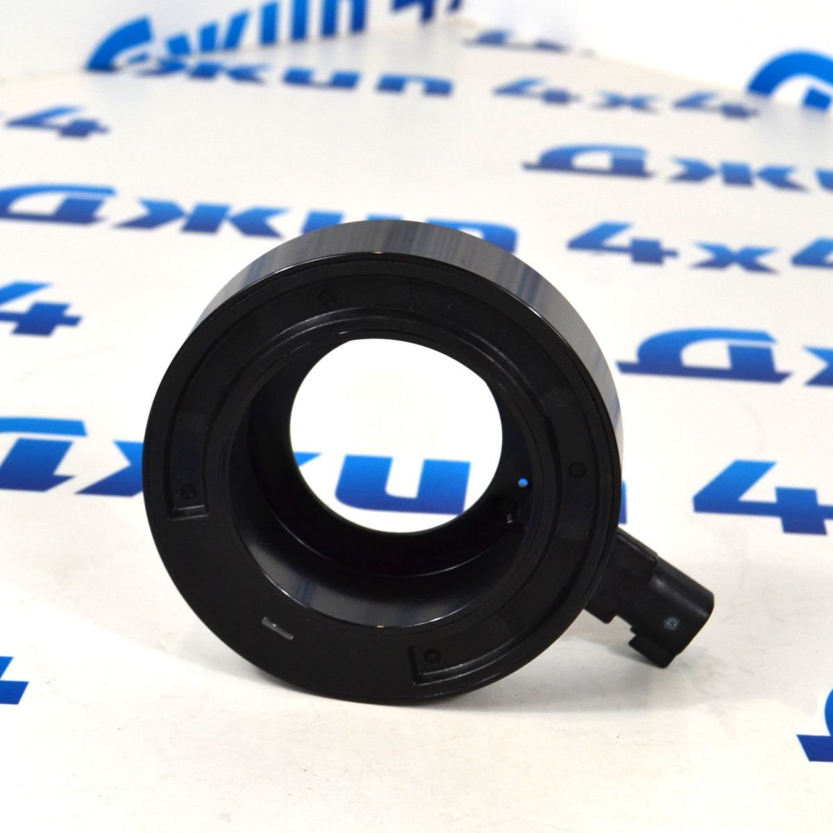 Катушка сцепления компрессора кондиционера Jeep Wrangler JL V2.0T 68405116AA