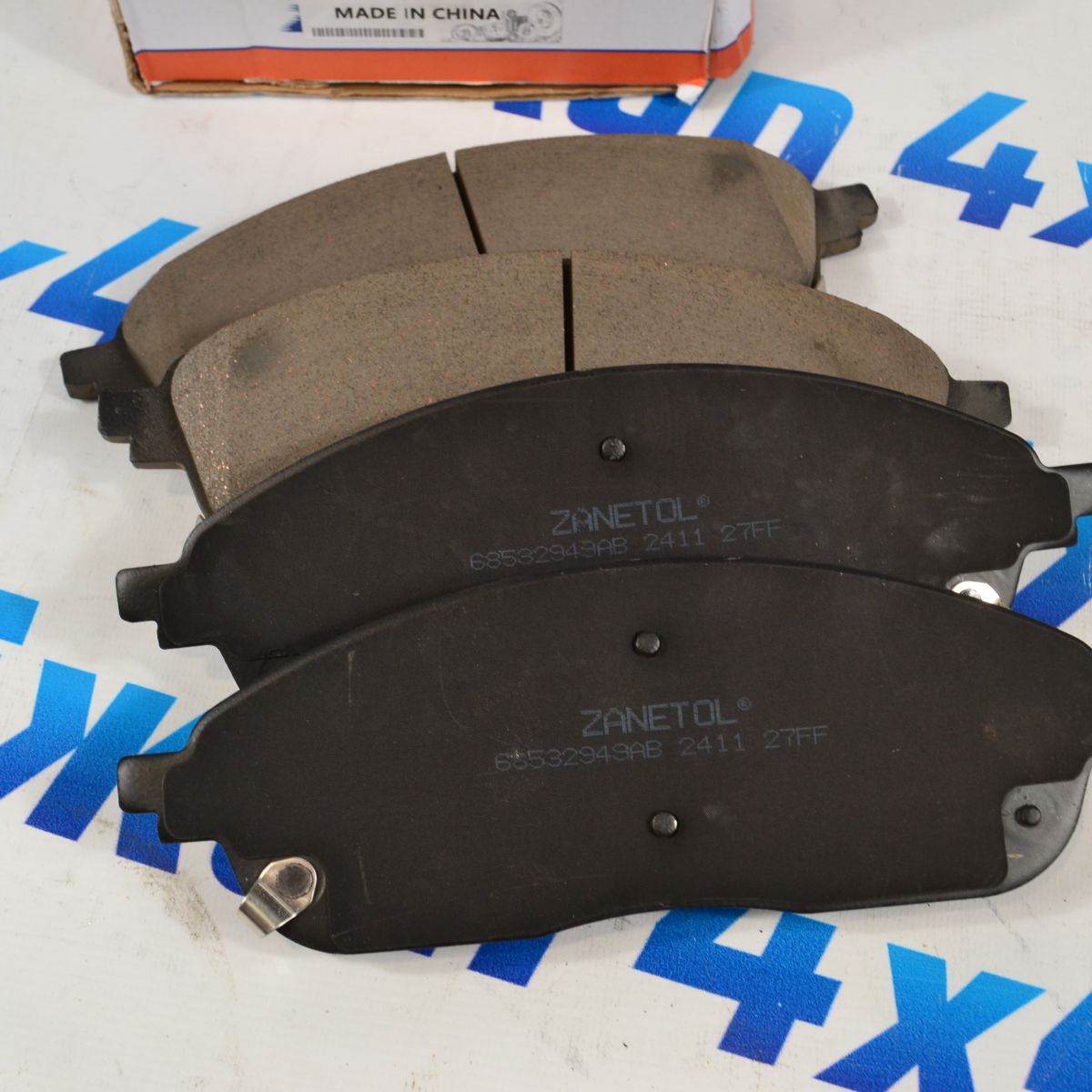 Колодки тормозные передние Jeep Grand Cherokee WL & L