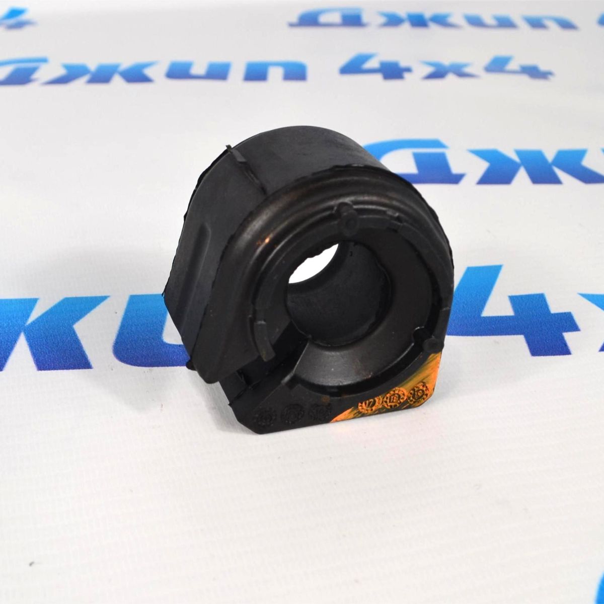 Втулка заднего стабилизатора Land Rover Discovery 5 L462/Range Rover L405 LR033238