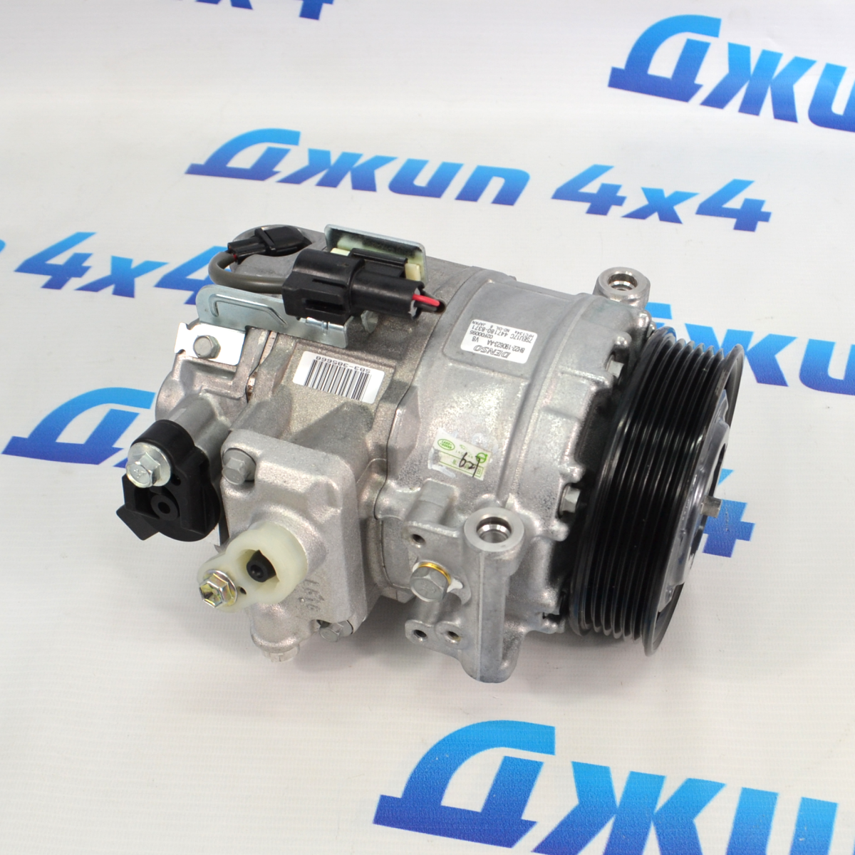 Компрессор кондиционера Range Rover Sport L320/Land Rover Discovery L319 V4.2SC/4.4 Petrol LR012593