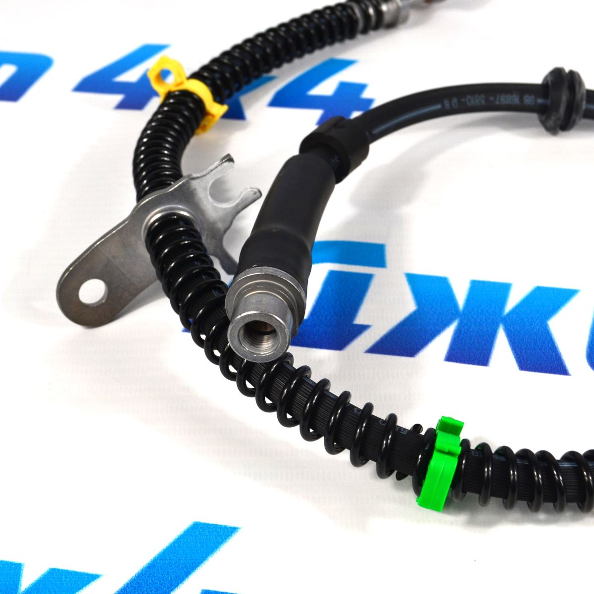 Шланг тормозной передний левый Land Rover Discovery L319 LR058049