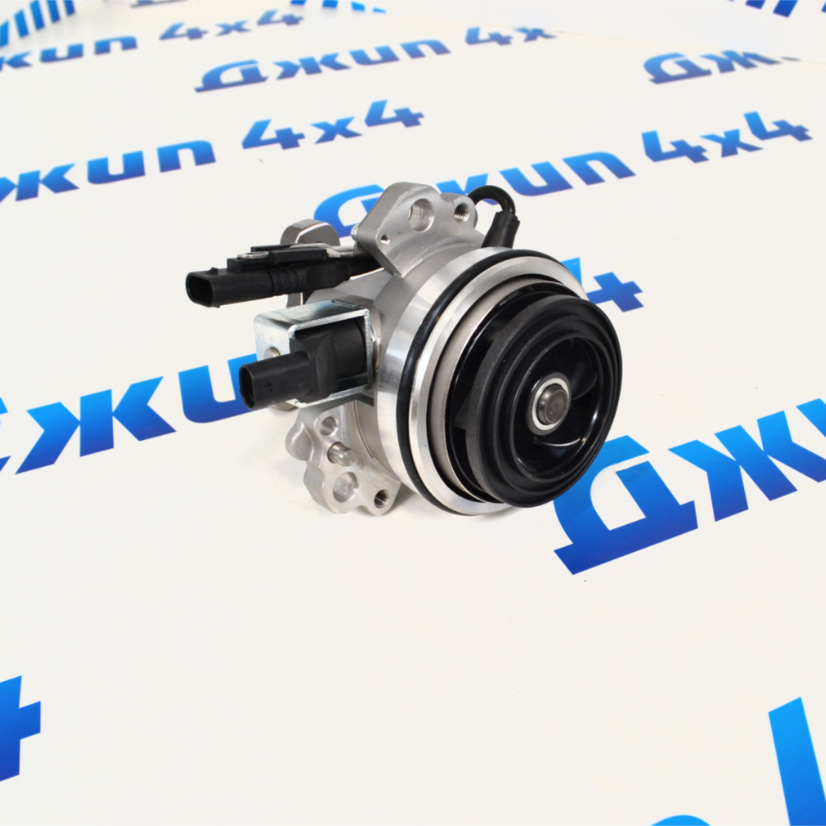 Помпа системы охлаждения Range Rover L460/Range Rover Sport L461 V3.0T Petrol LR121418