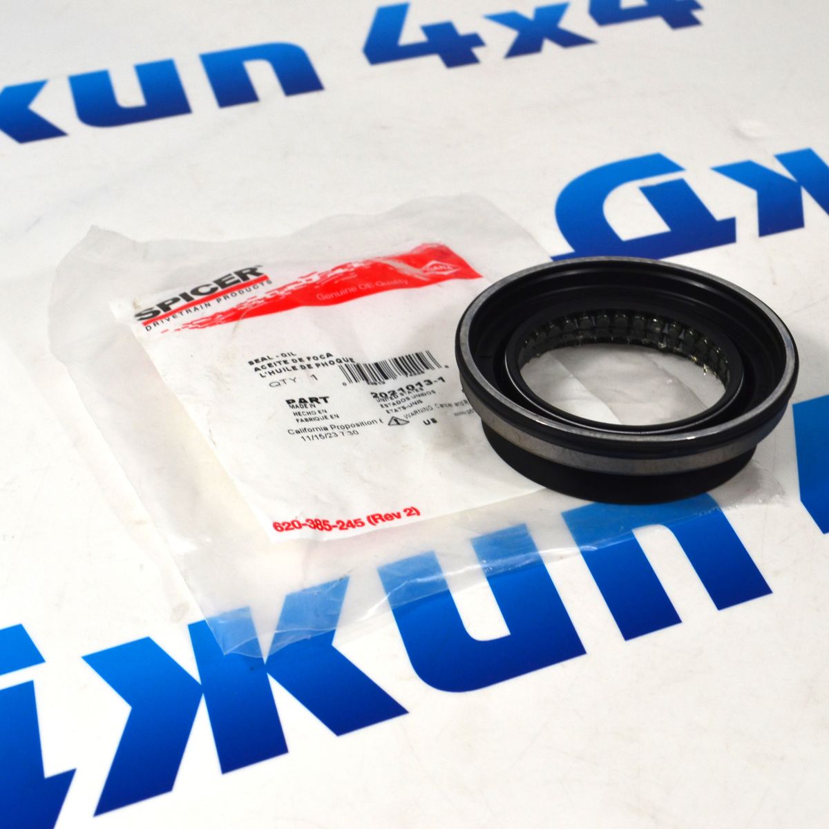 Сальник полуоси задней Jeep Wrangler JL 68393973AA