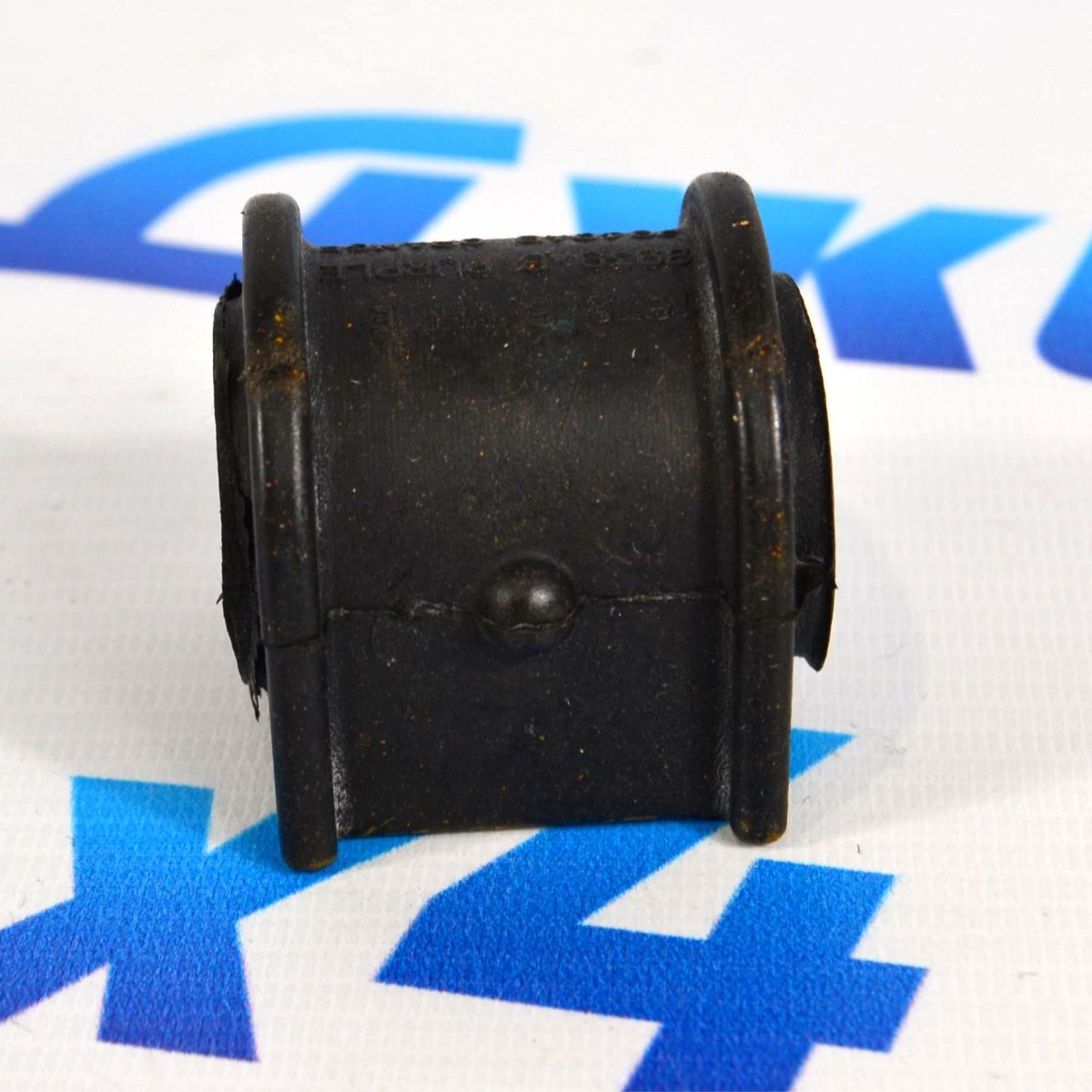 Втулка заднего стабилизатора Dodge Ram 1500 DS 68048854AA