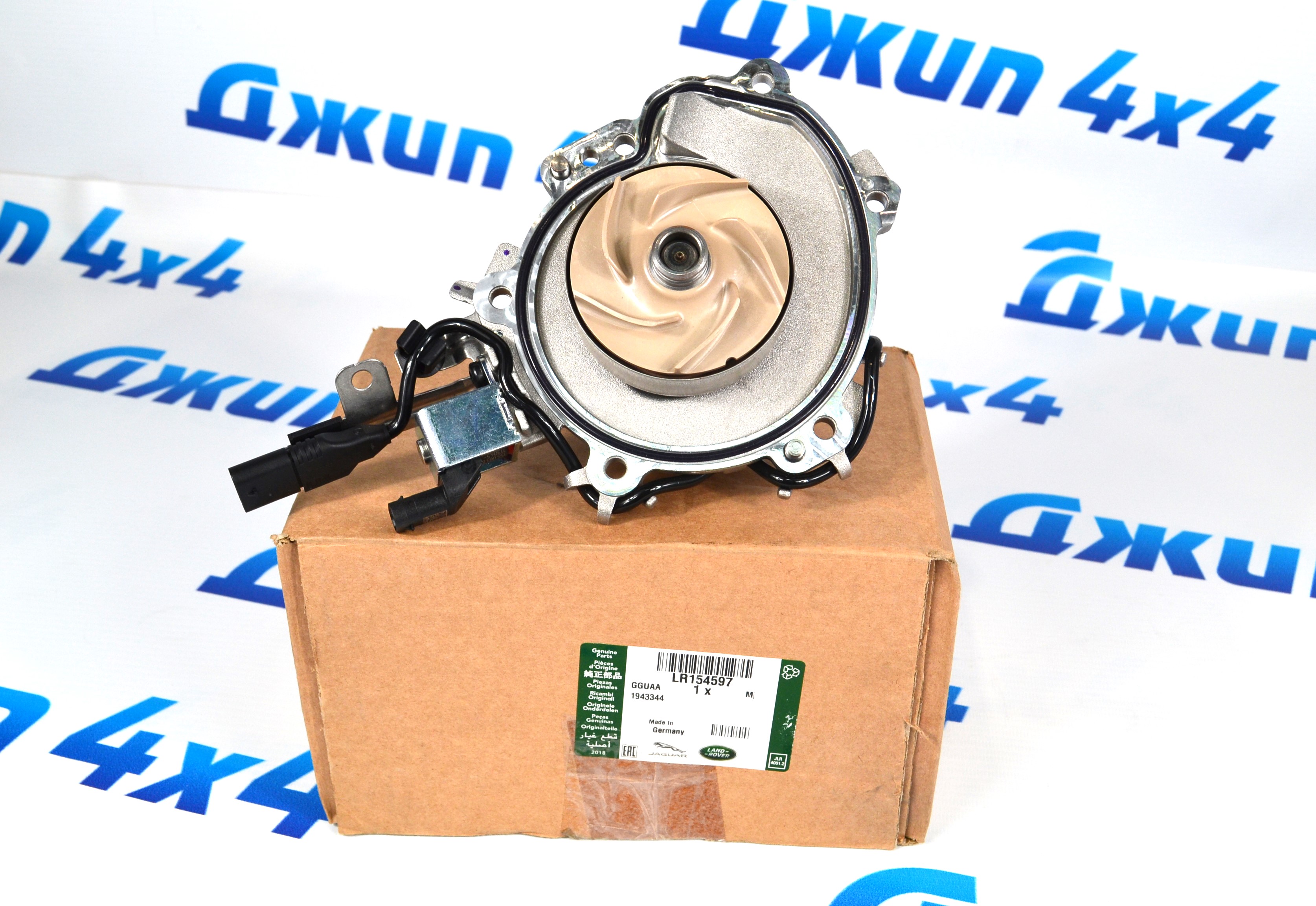 Помпа системы охлаждения Range Rover Velar/Defender/Discovery Sport/Evoque/Sport V2.0T Petrol LR154597