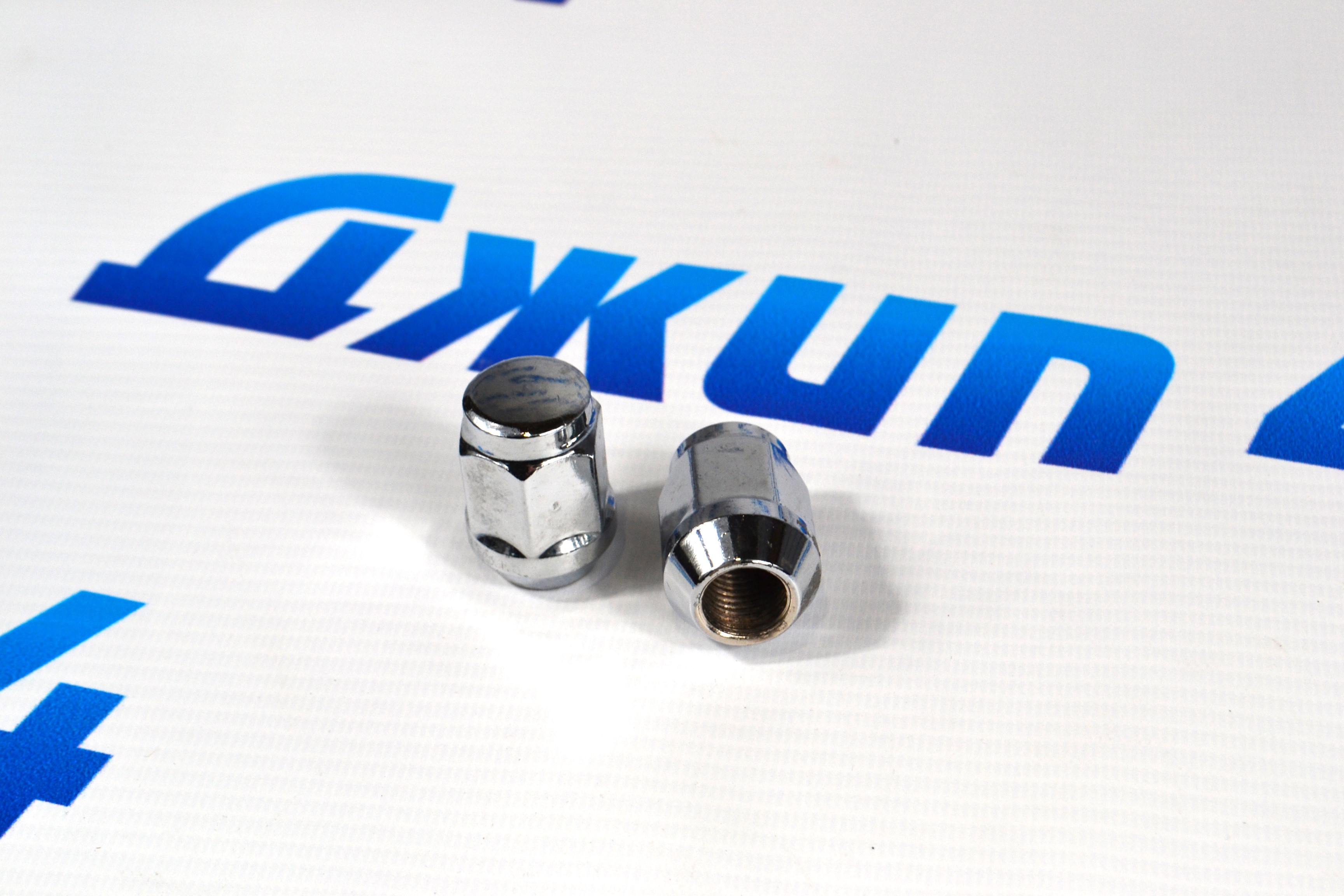 Гайка колёсная цельнометаллическая Range Rover Evoque/Range Rover Velar (M14x1.5х35 мм) LR001381