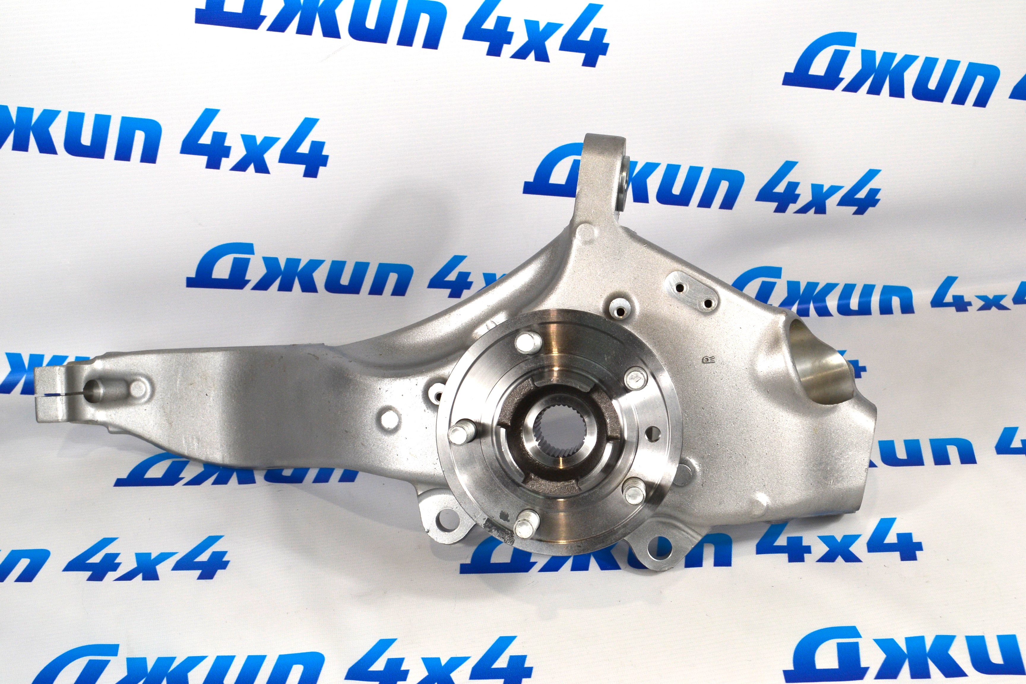 Кулак поворотный правый Range Rover L405/Range Rover Sport L494 LR040118