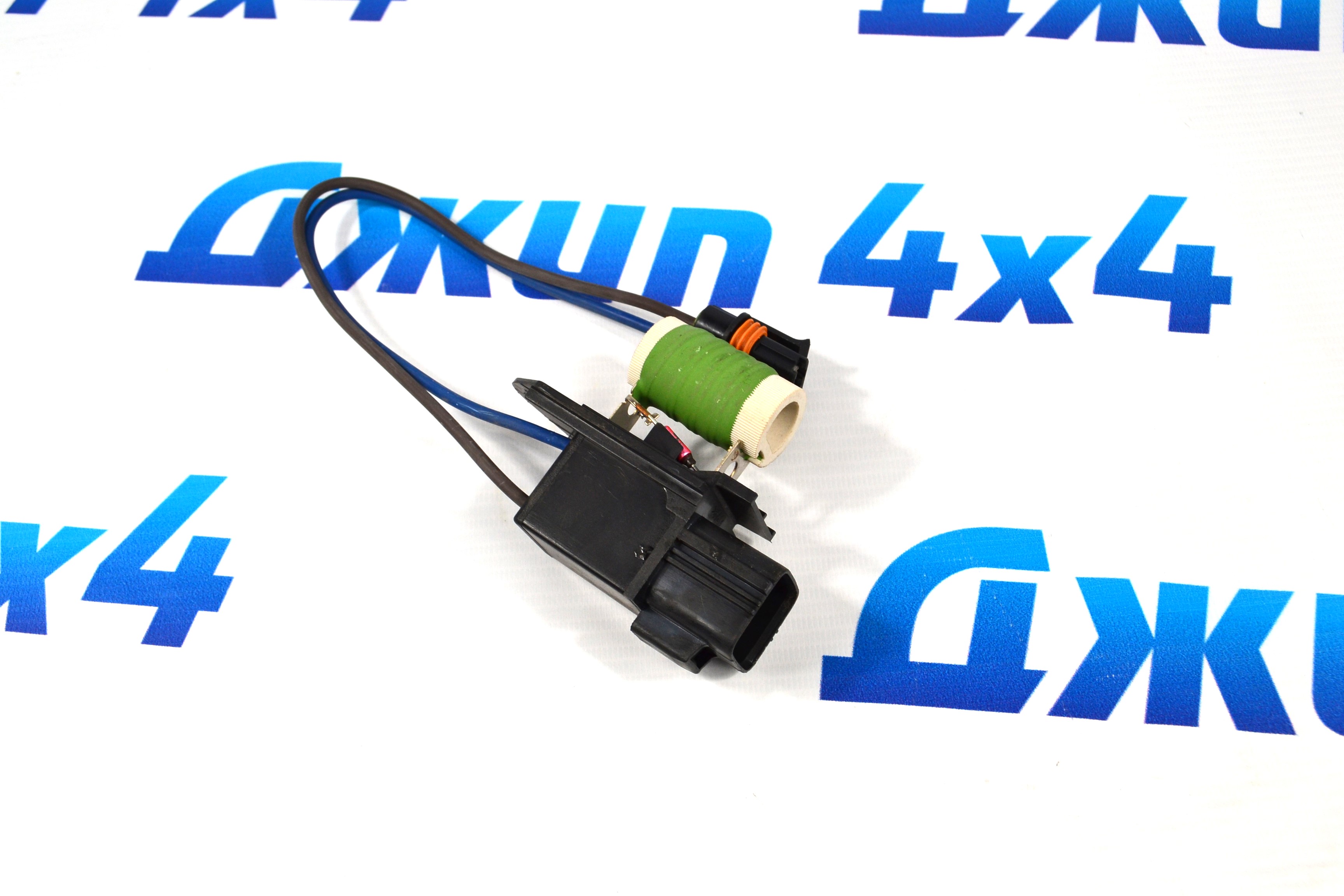 Датчик температуры на вентилятор охлаждения двигателя Dodge Challenger LC 2009-2023 68050128AA