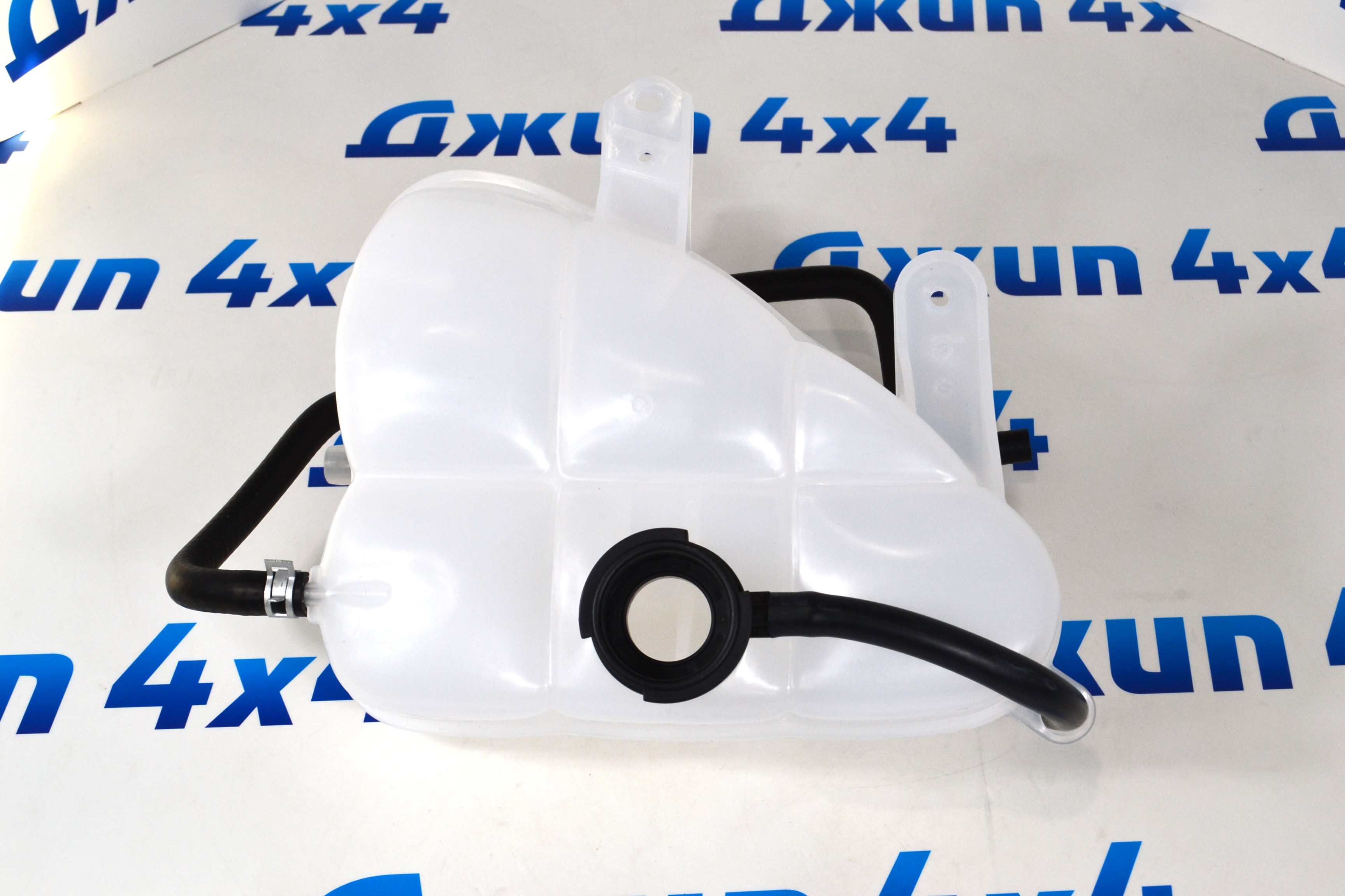 Бачок расширительный Jeep Grand Cherokee WK2 3.0CRD 55037999AF