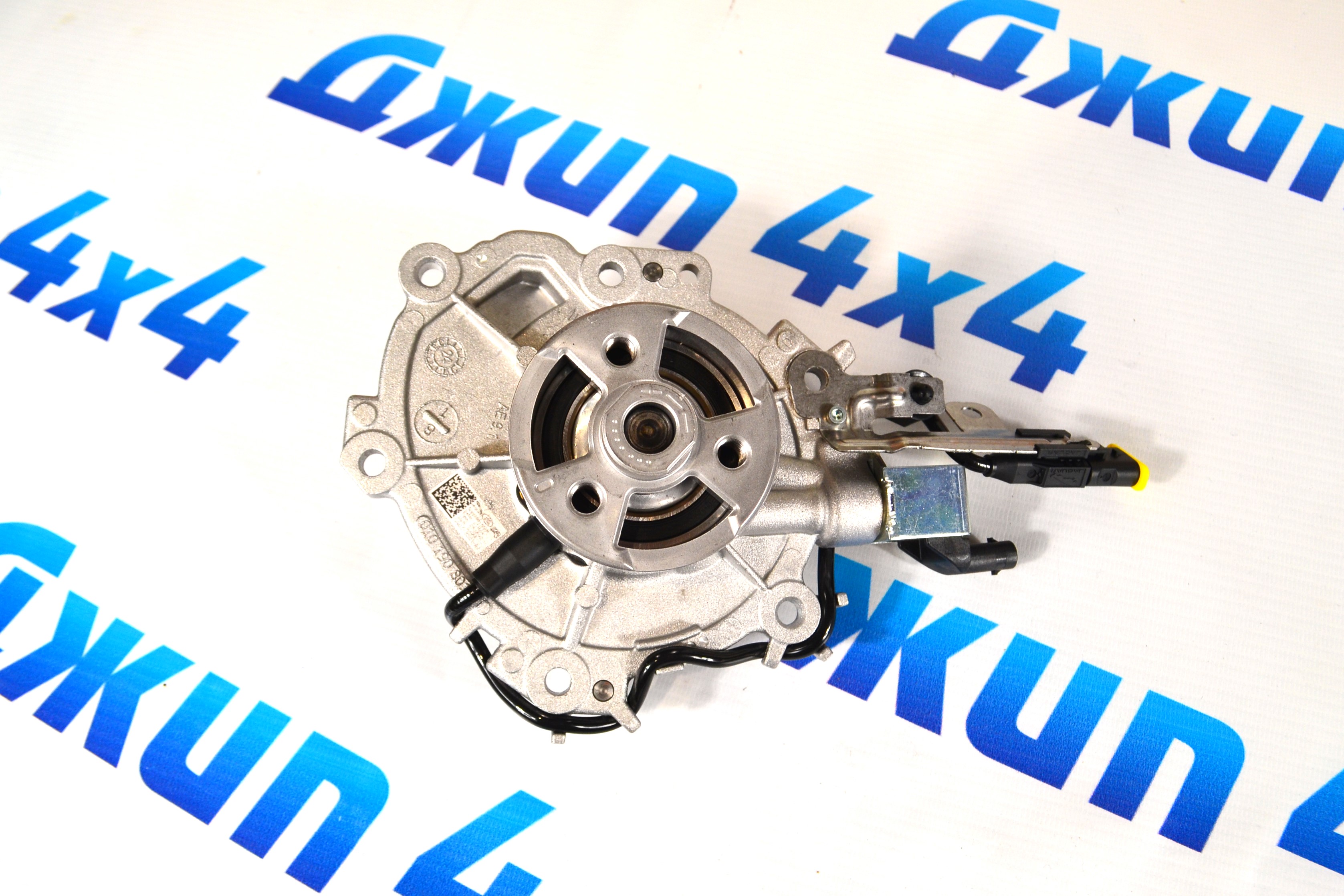 Помпа системы охлаждения Land Rover Discovery Sport L550/Range Rover Evoque L551/Jaguar E-PaceV2.0TD 122123457