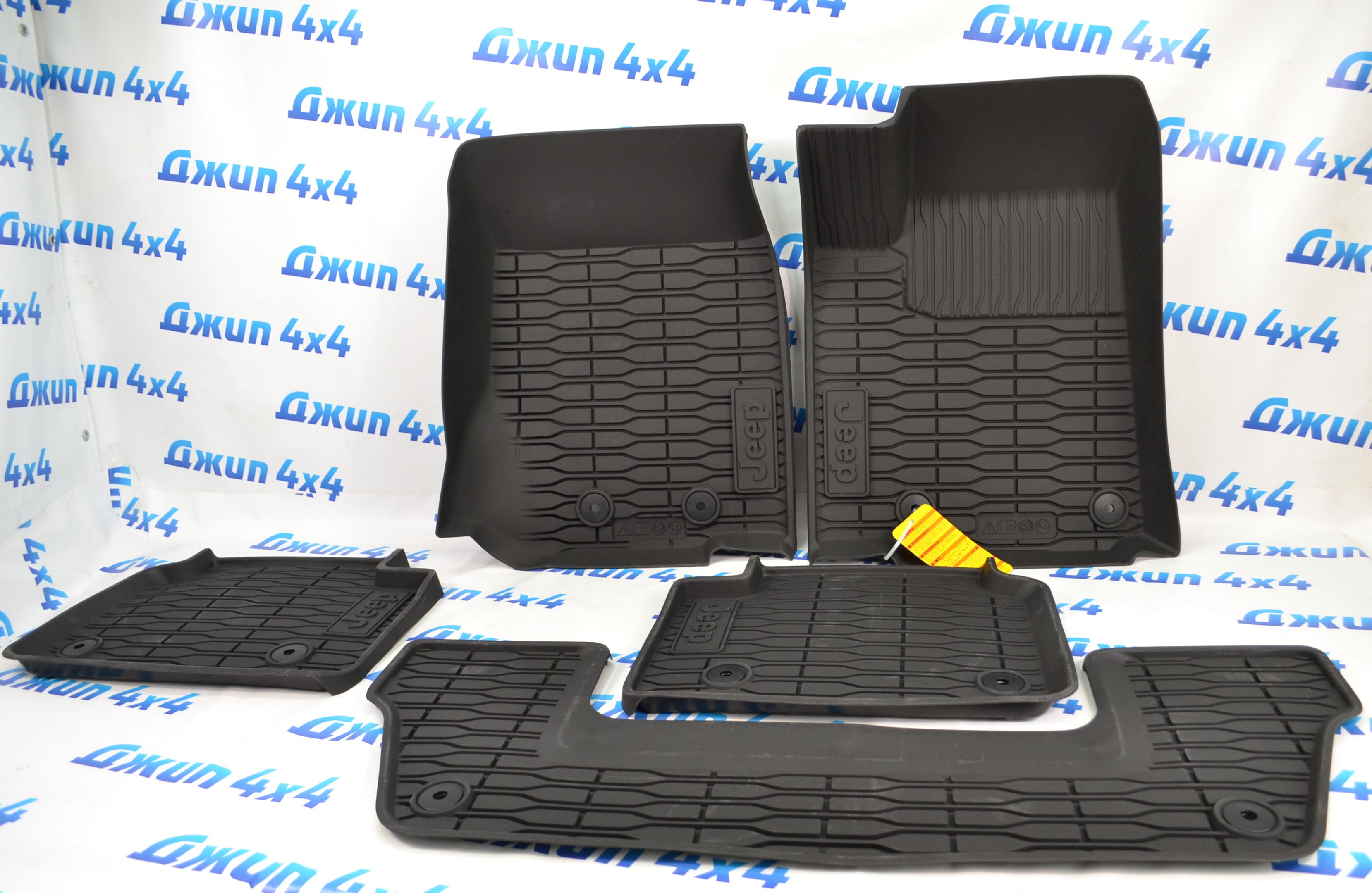 Ковры в салон Jeep Grand Cherokee WL (комплект)(7 мест) 82216640AA