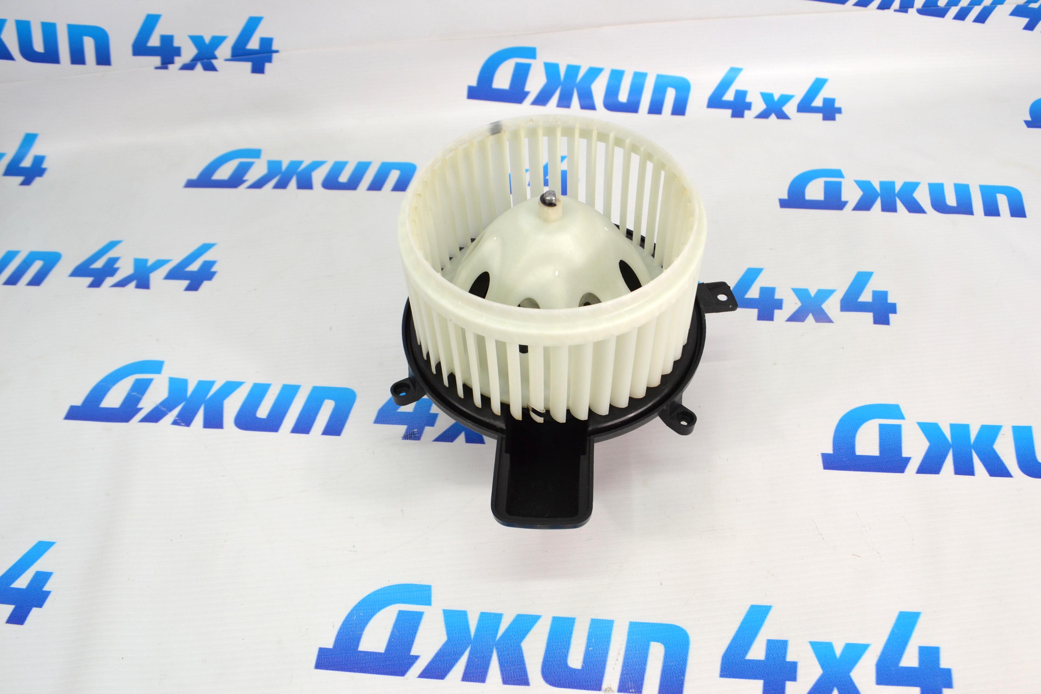 Мотор отопителя салона Jeep Grand Cherokee WK2/Dodge Durango WD 68224166AB