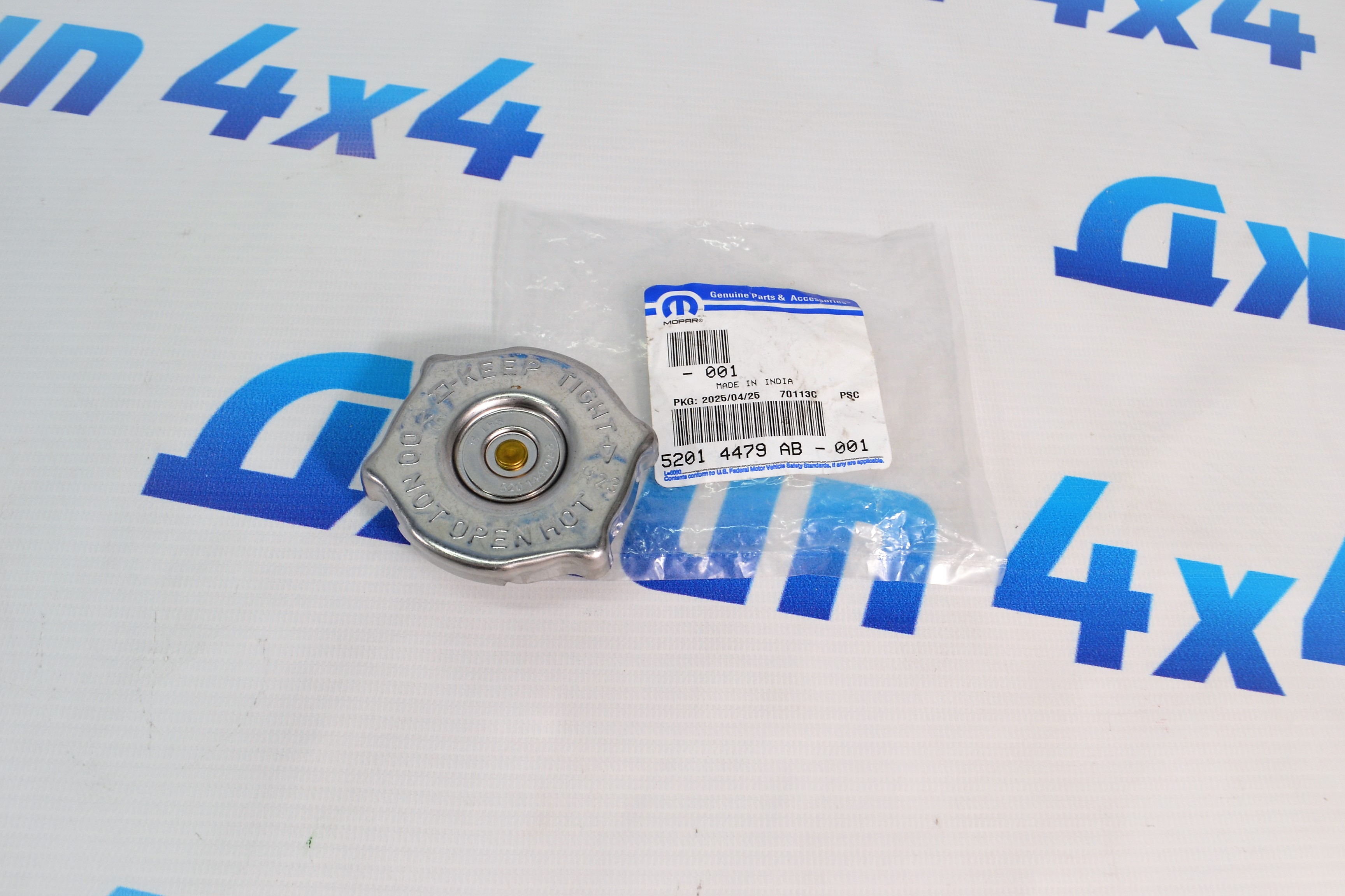Крышка расширительного бачка радиатора Dodge Ram1500/2500/3500 V5.7/6.4 Hemi 16LBS 52014479AB