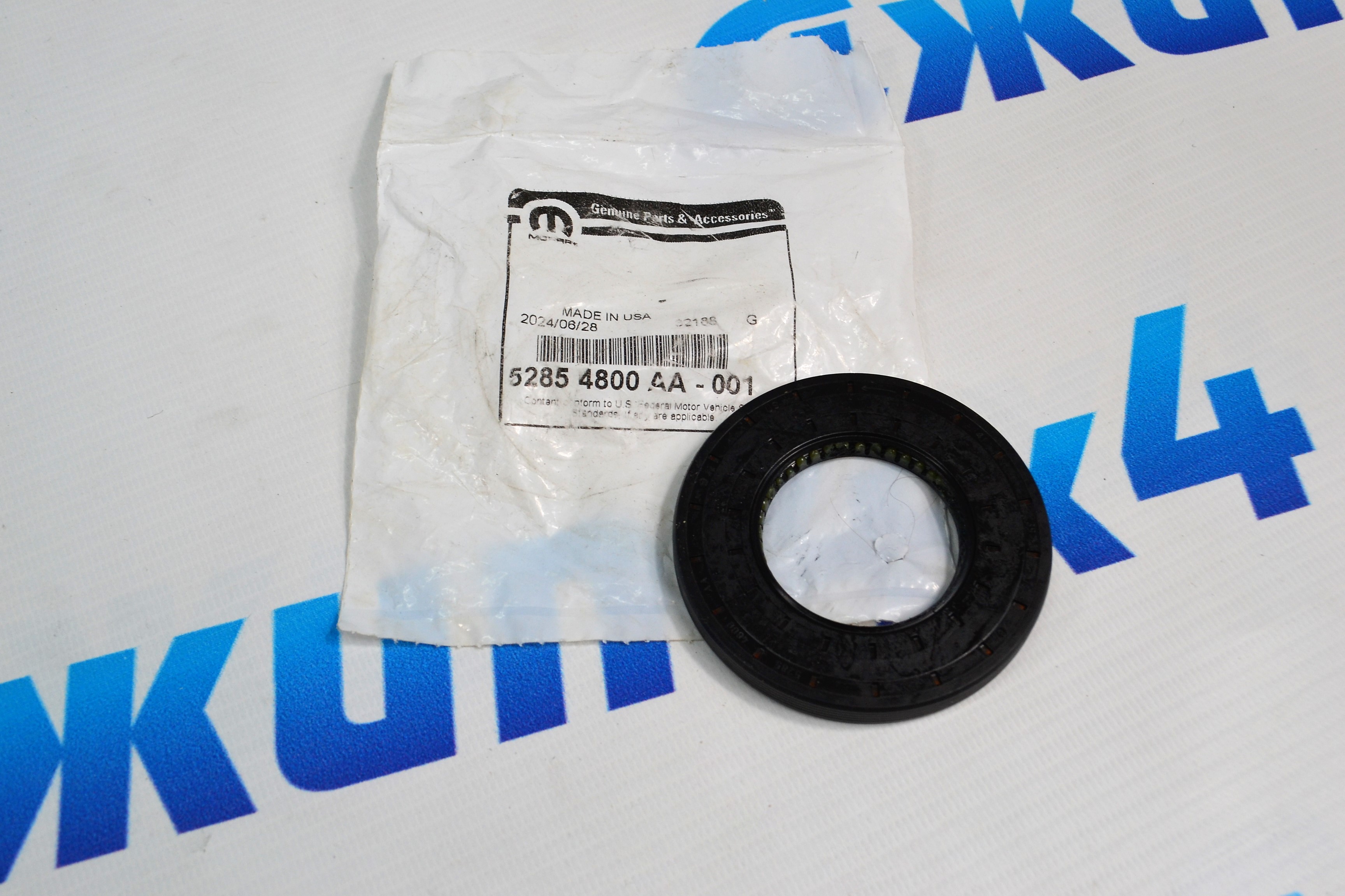 Сальник выходного вала АКПП ZF8HP Jeep/Dodge/Ram 52854800AA
