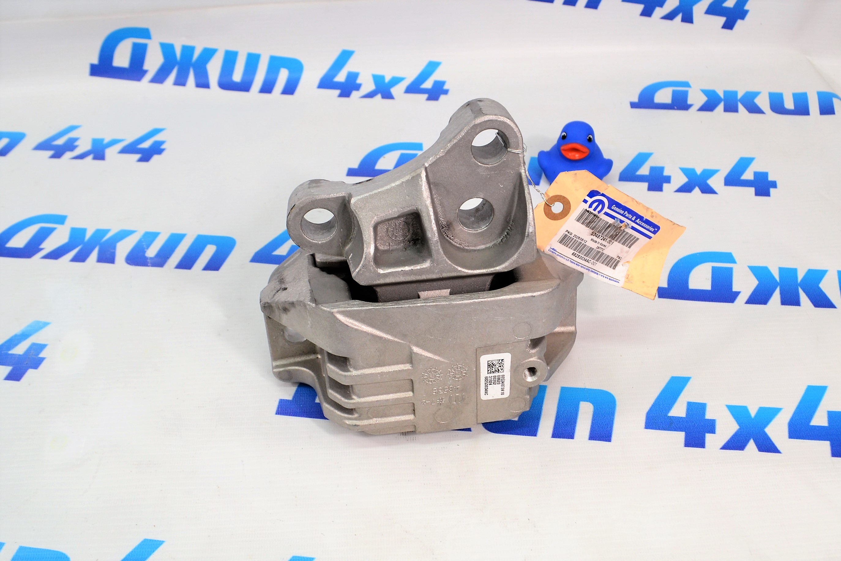 Опора двигателя левая Jeep Compass MP V2.4 68253034AC