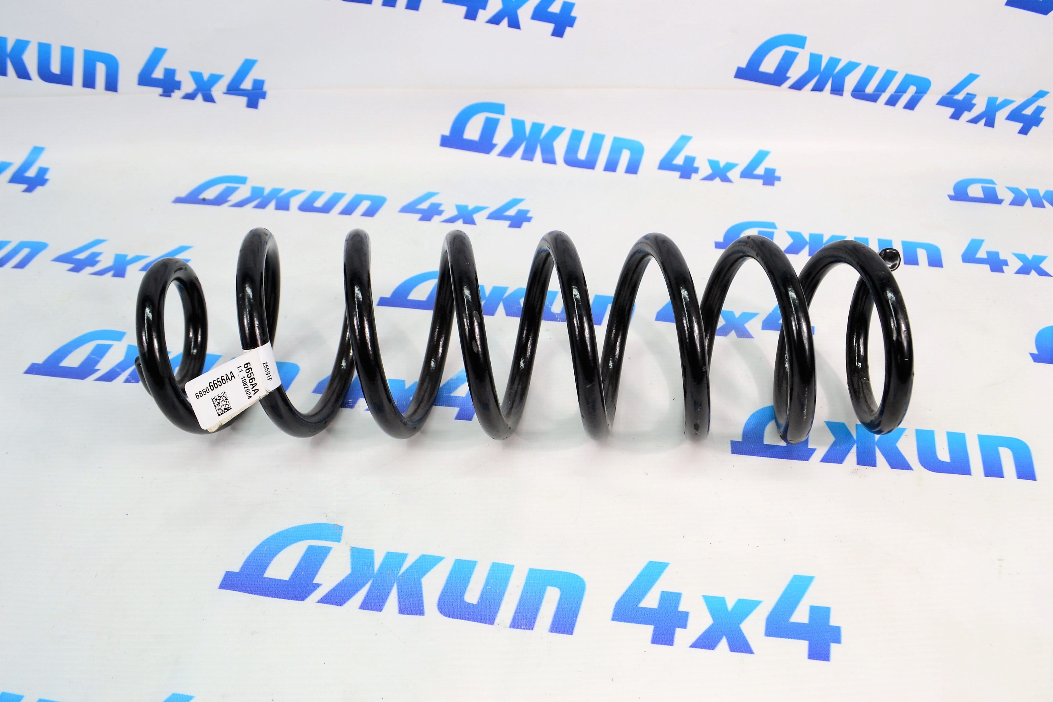 Пружина передняя Jeep Grand Cherokee WK2 68506656AA
