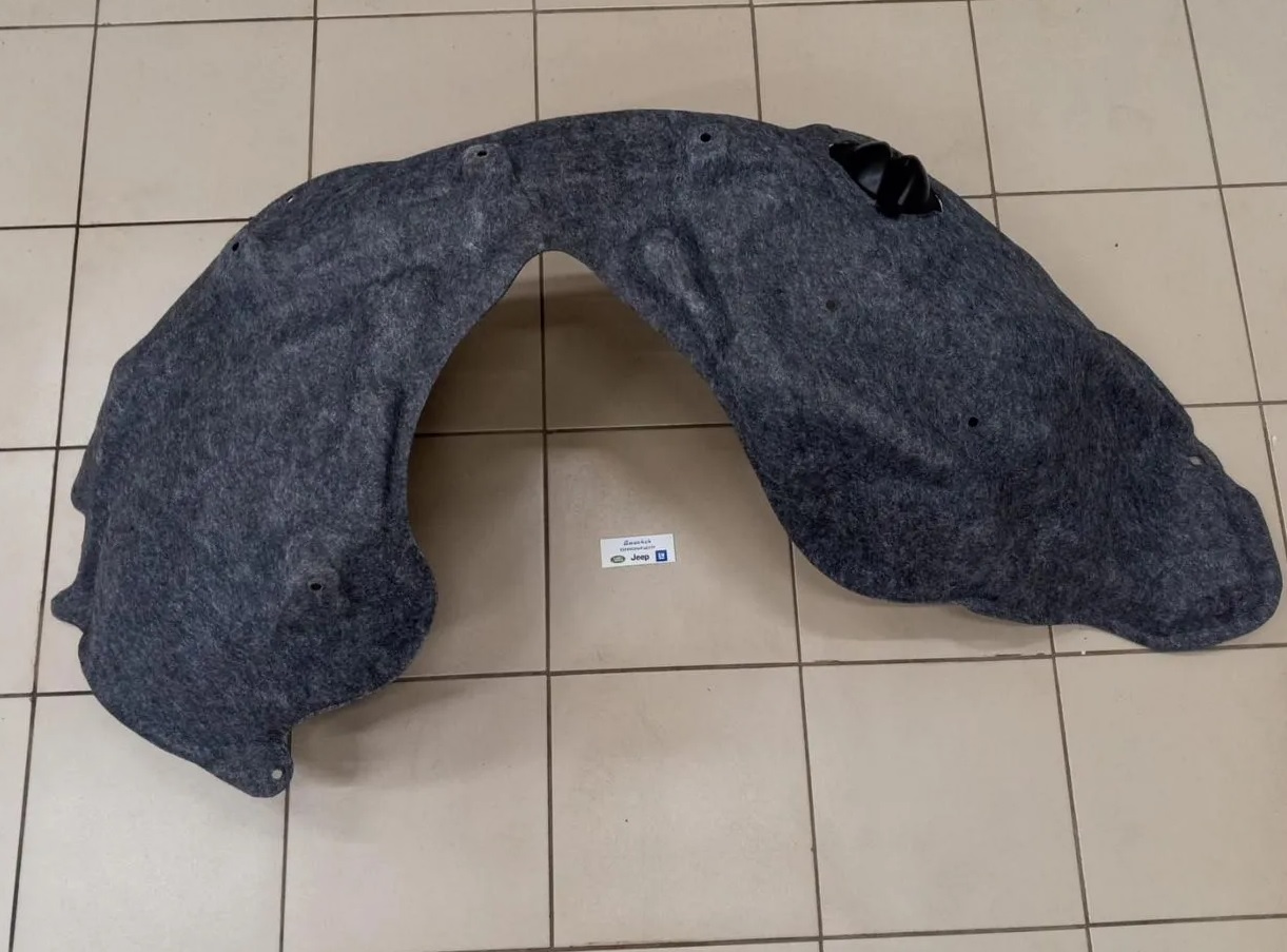 Подкрылок передний левый Jeep Grand Cherokee WK2 (войлок)
