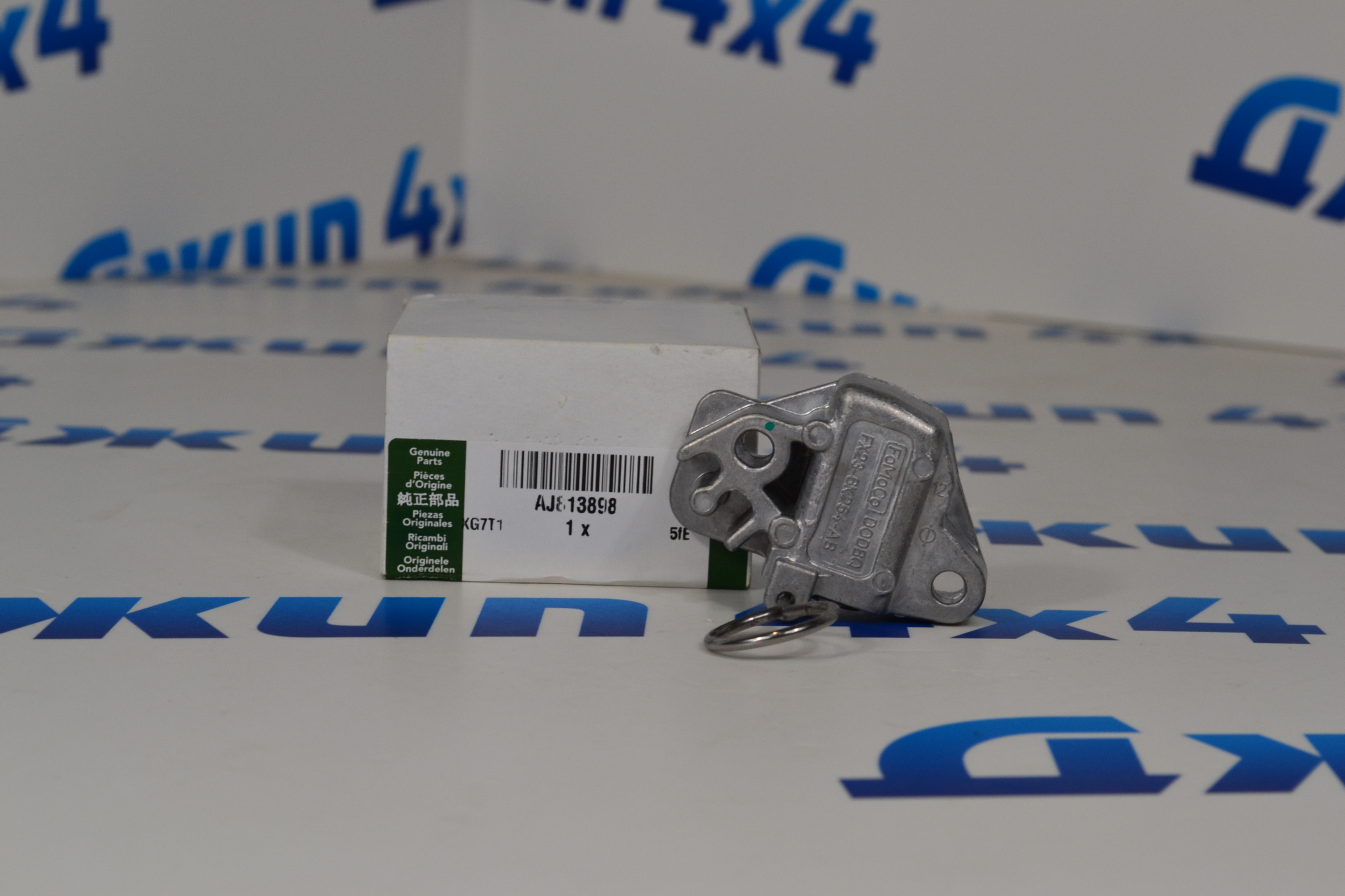 Натяжитель цепи ГРМ Land Rover Range Rover/Jaguar V3.0SC/V5.0/V5.0SC AJ813898