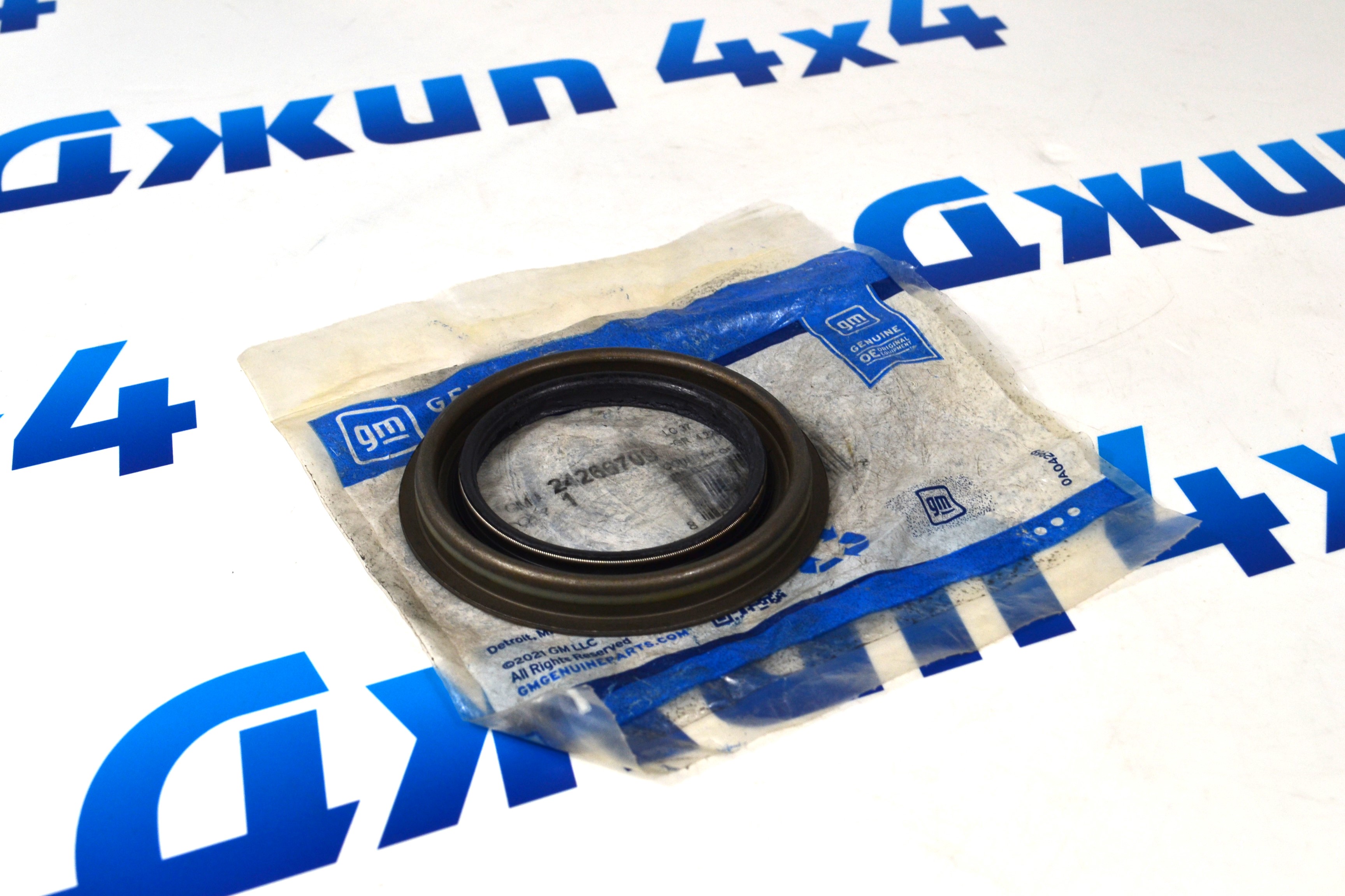 Сальник маслонасоса АКПП 8L45/8L90 Cadillac Escalade K2XX/Chevrolet Camaro 24266709