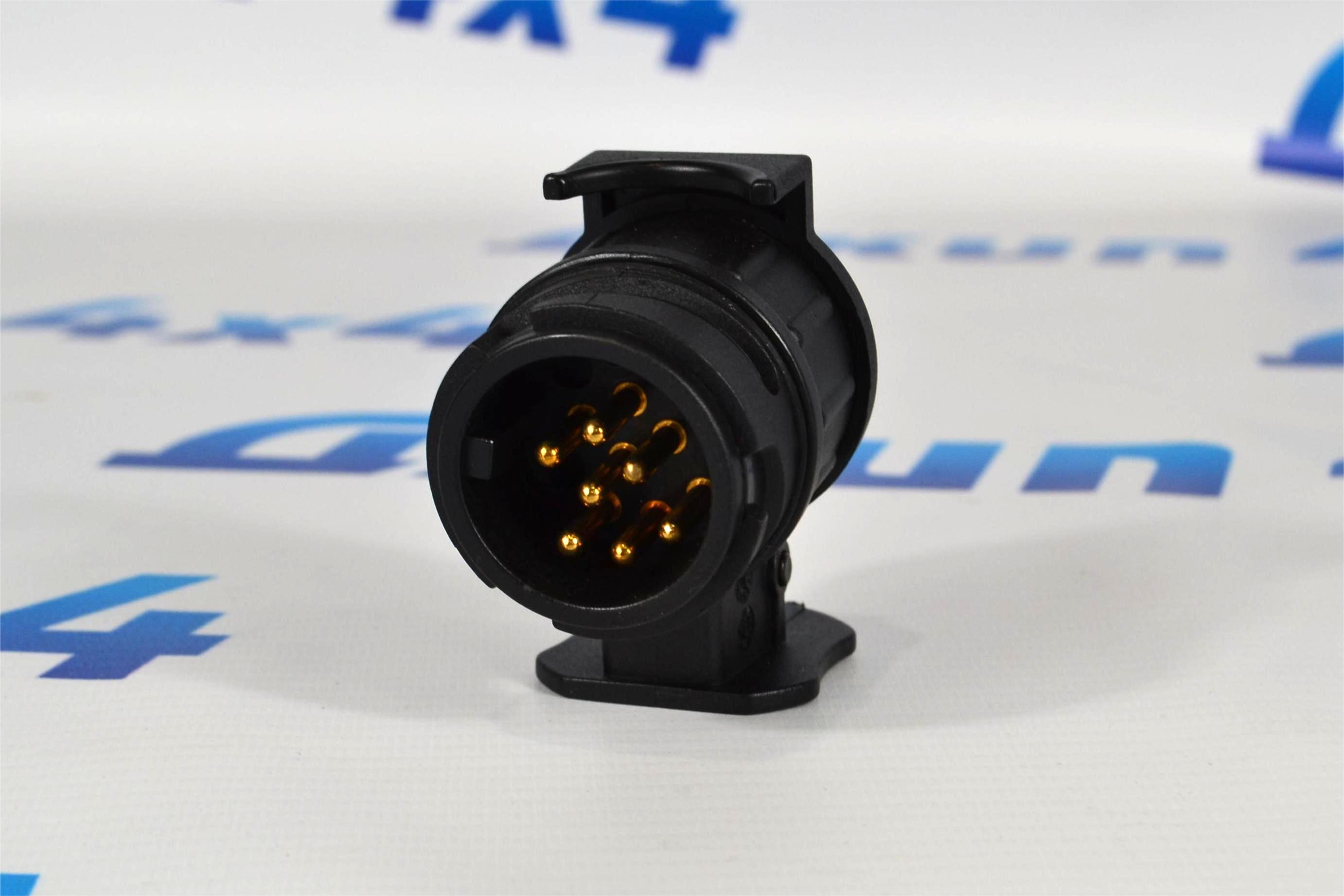 Розетка для ТСУ переходная с 13 pin на 7 pin Jeep/Dodge/Chrysler/ 82208884