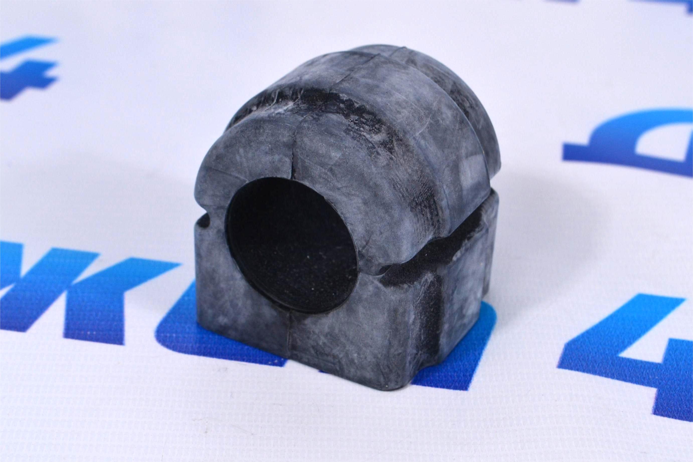 Втулка переднего стабилизатора Range Rover L322 RBX500160