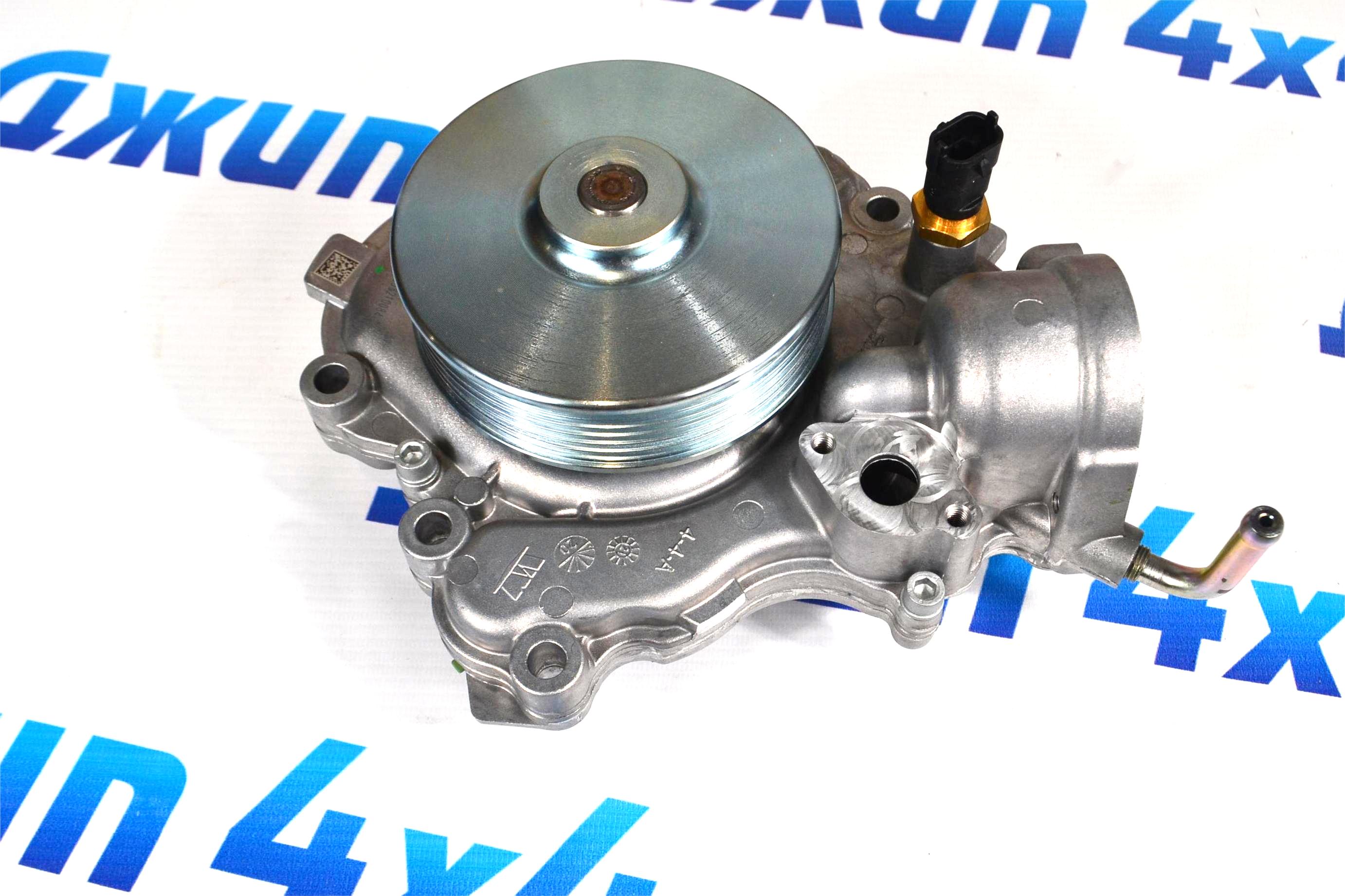 Помпа системы охлаждения Jeep Grand Cherokee WK2/Dodge Ram 1500 V3.0CRD 68211202AB