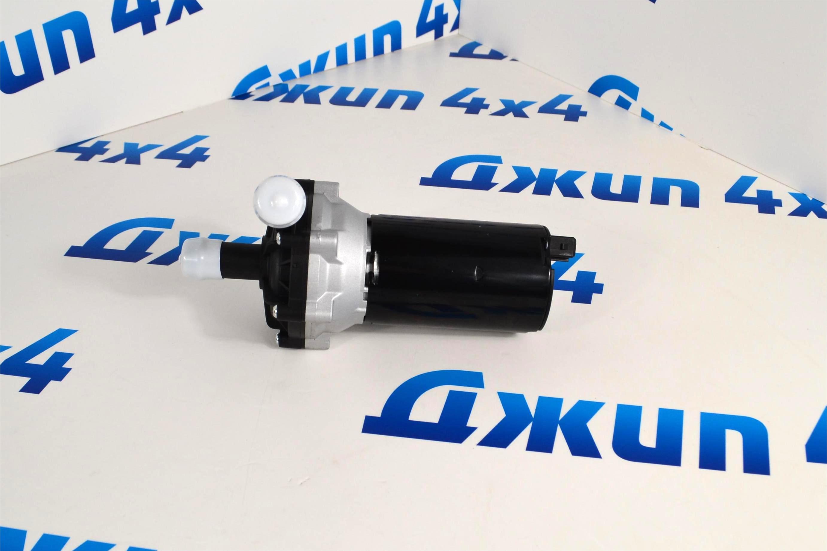 Помпа электрическая охлаждения суперчарджера Land Rover Discovery/Range Rover/Range Rover Sport PEB500010