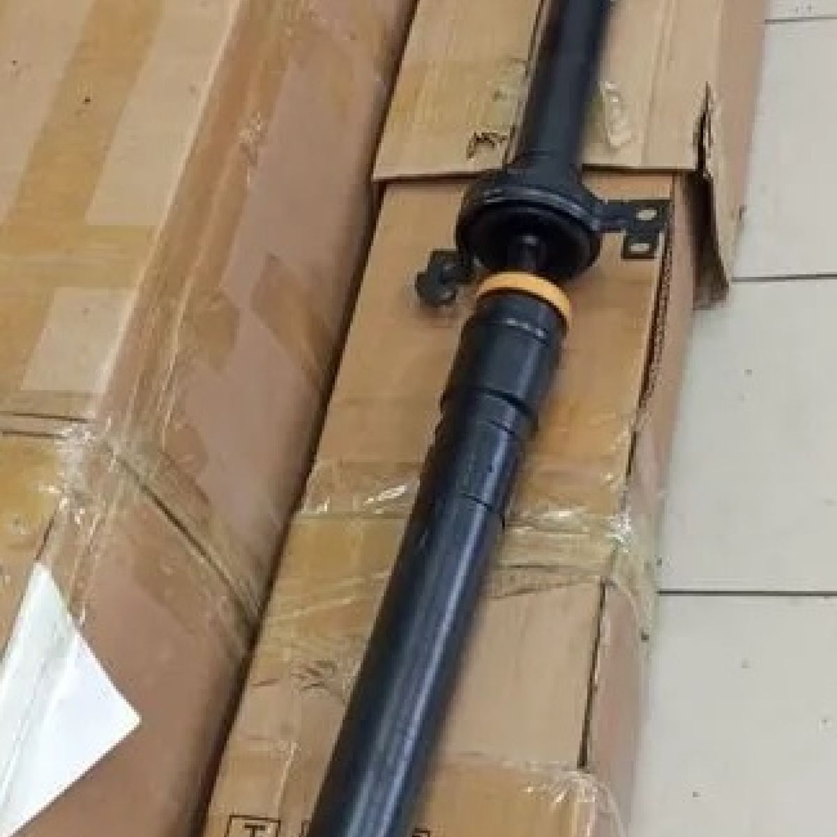 Карданный вал Jeep Cherokee KL 2014-2020 52123612AF