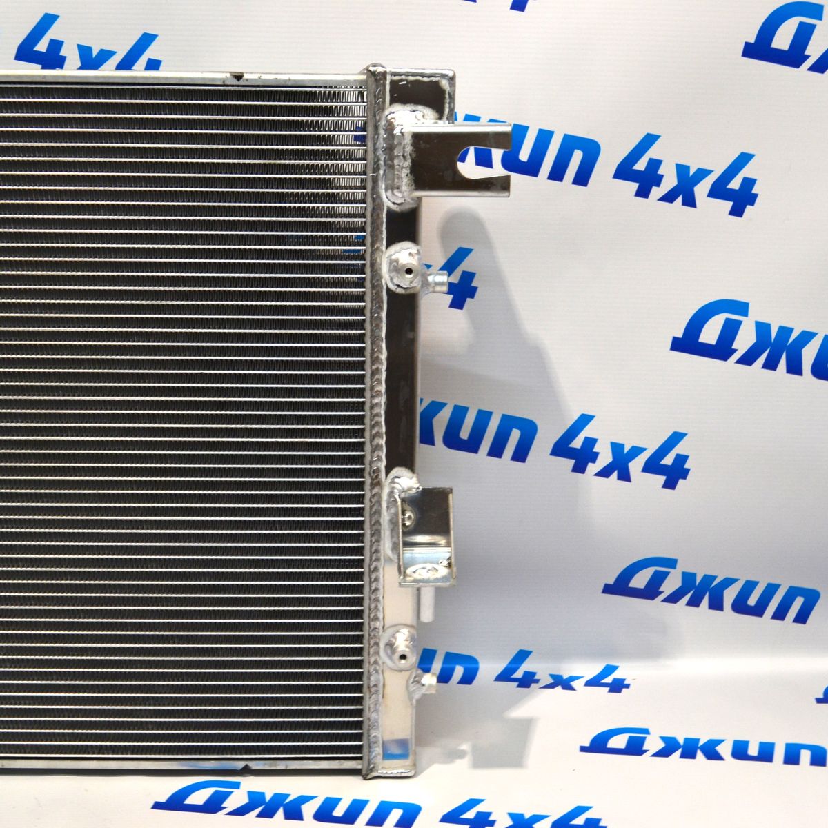 Радиатор охлаждения двигателя Jeep Wrangler JK V3.6/V3.8 Petrol (алюминиевый) 68143886AA