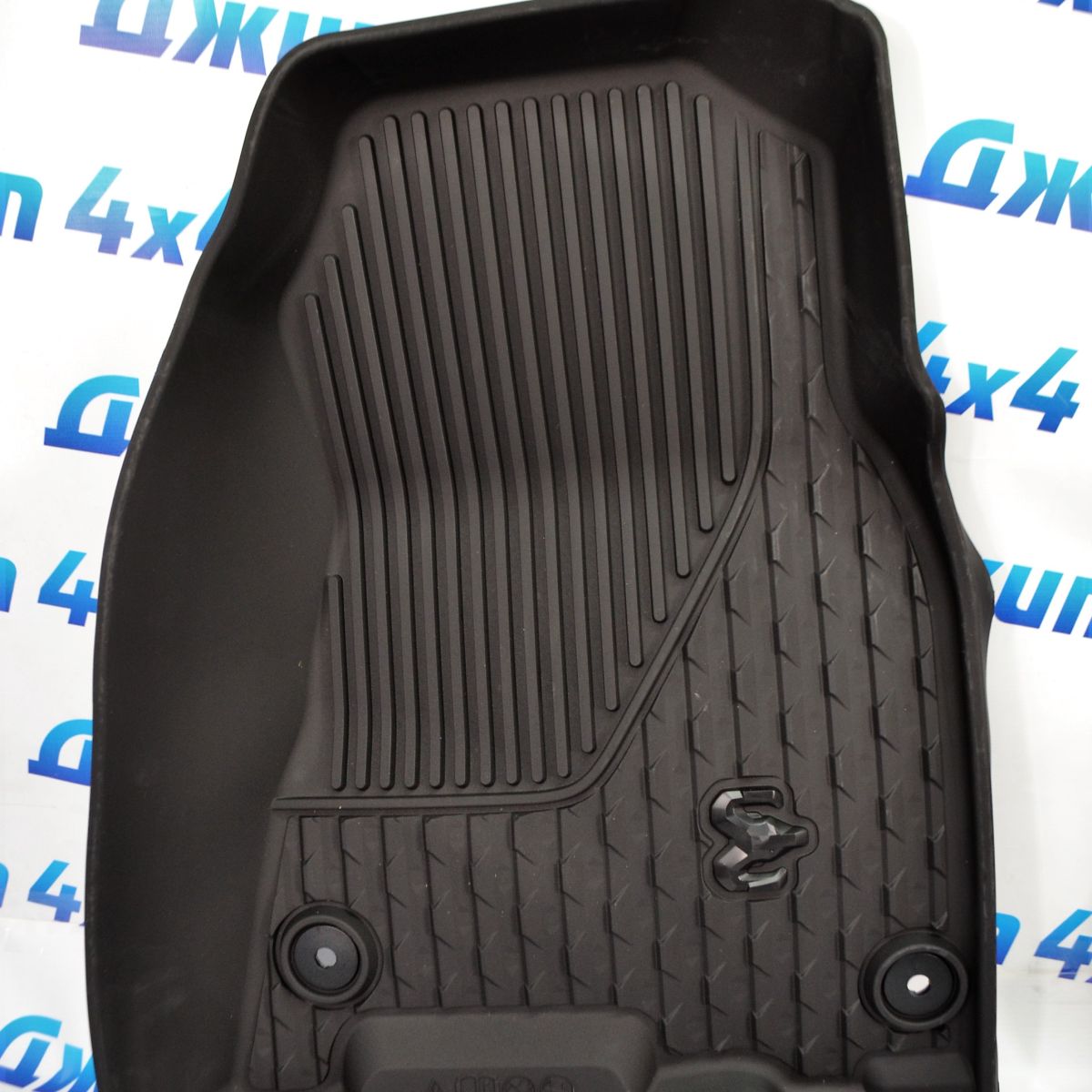 Ковры в салон Dodge Ram 1500 DT Quad Cab 2020-2024 (комплект) 82215323AD