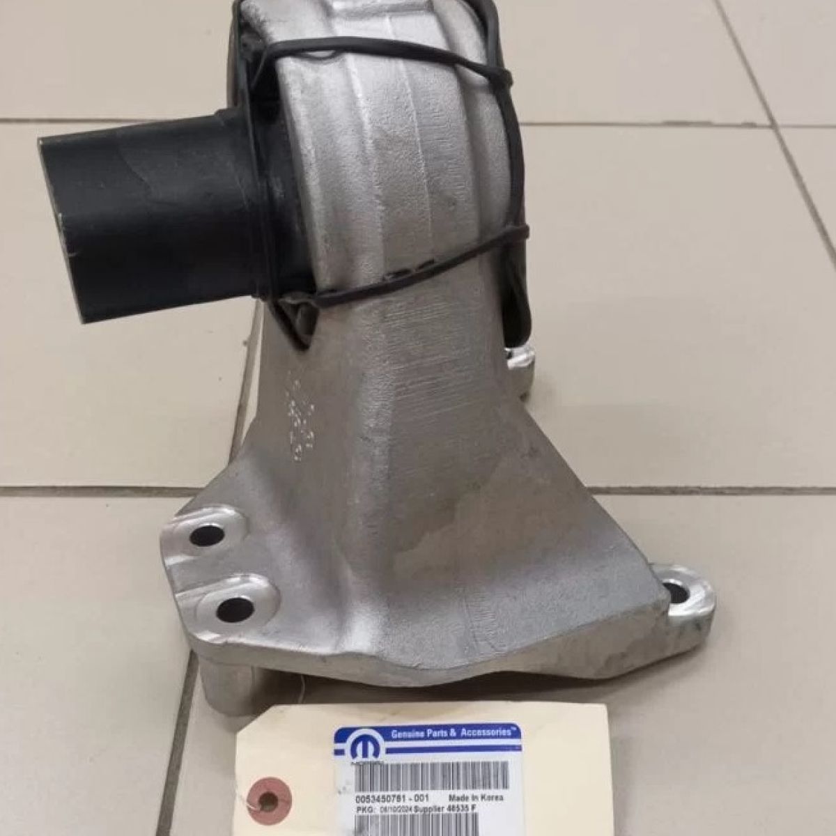Опора двигателя Jeep Wrangler JL V3.6 (левая) 68240765AB