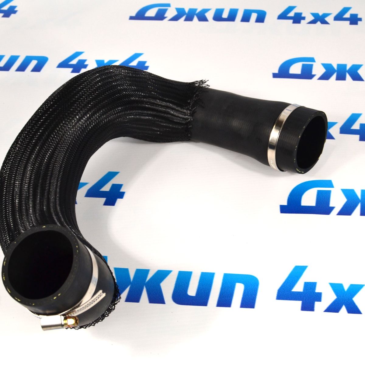 Патрубок интеркулера Jeep Grand Cherokee WK2 3.0CRD 55038006AE