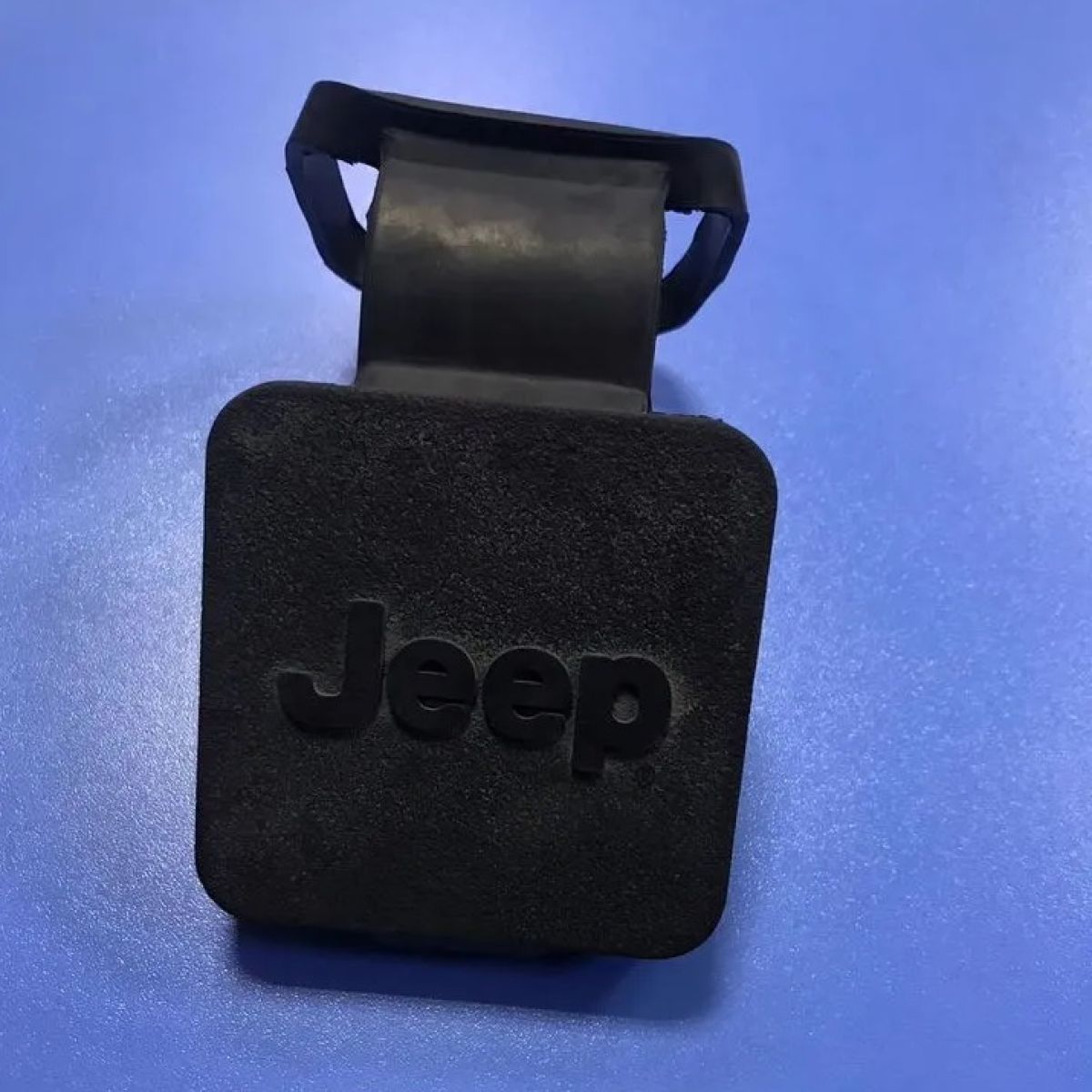 Заглушка фаркопа резиновая Jeep 2003-2023 82208453AB