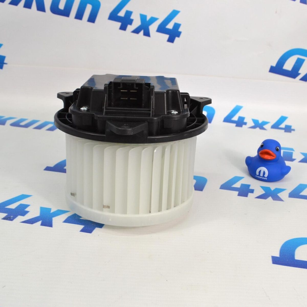 Мотор отопителя салона Jeep Wrangler JL/Jeep Gladiator 68301851AA