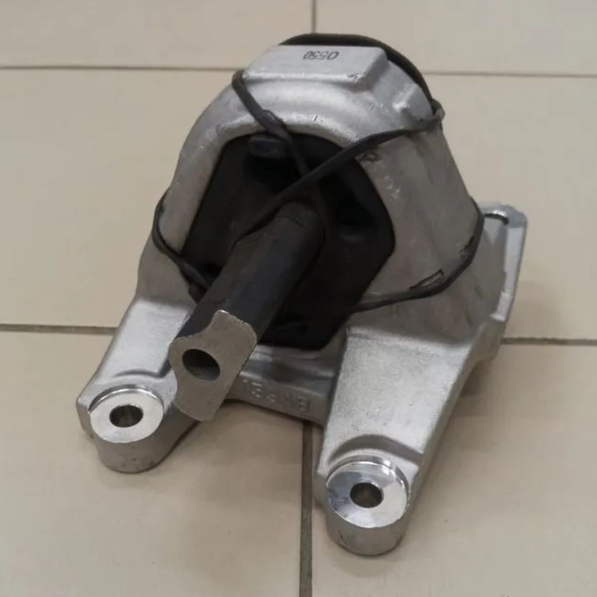 Опора двигателя Jeep Wrangler JL V3.6 (правая) 68236159AB