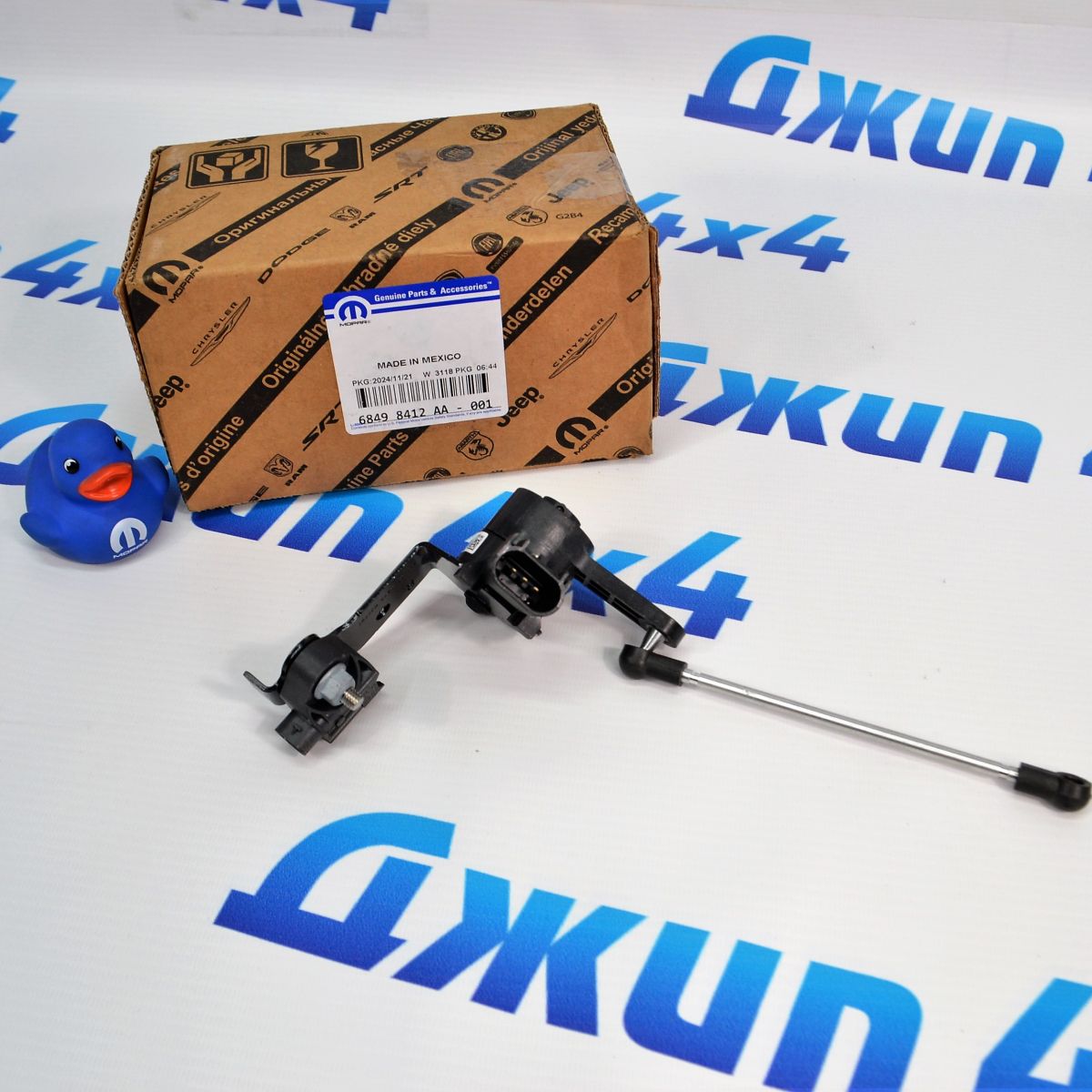 Датчик положения кузова Dodge Ram TRX/RHO (передний/правый) 68498412AA