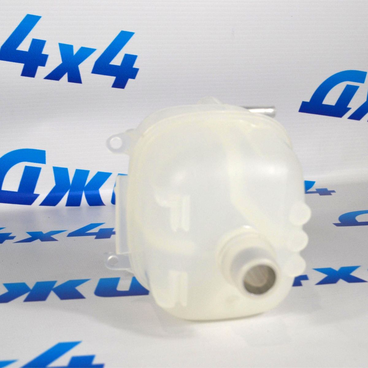 Бачок расширительный Jeep Wrangler V2.0T (белый) 68290093AC