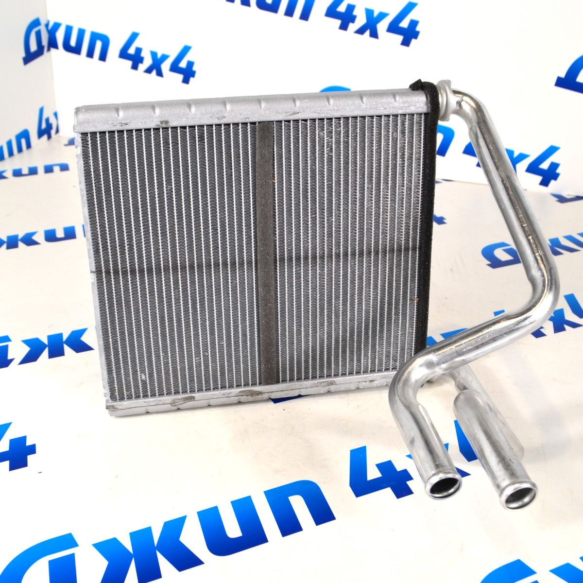 Радиатор печки Dodge Ram 1500/Ram 2500/Ram 3500/Ram TRX 68395988AB