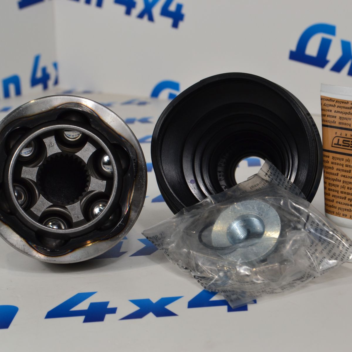 ШРУС внешний переднего привода Jeep Grand Cherokee WK2/Dodge Durango WD 52124713AB