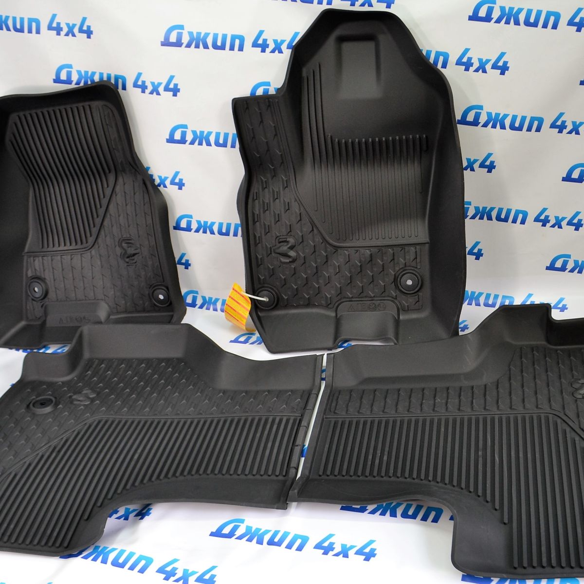Ковры в салон Dodge Ram 1500 DT 2025-/ Quad Cab Non-Rebel (комплект) 82216606AB