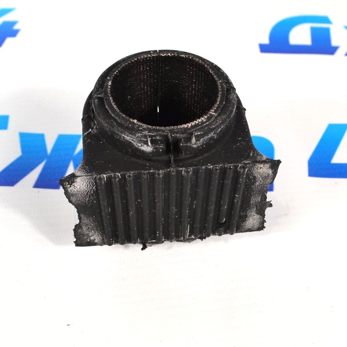 Втулка заднего стабилизатора Range Rover L405/Range Rover Sport L494 LR048462
