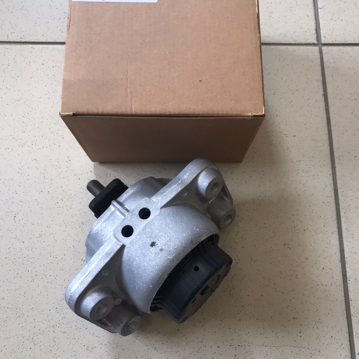 Опора двигателя Range Rover L405 Range Rover Sport L494 V3.0SC V5.0SC Petrol