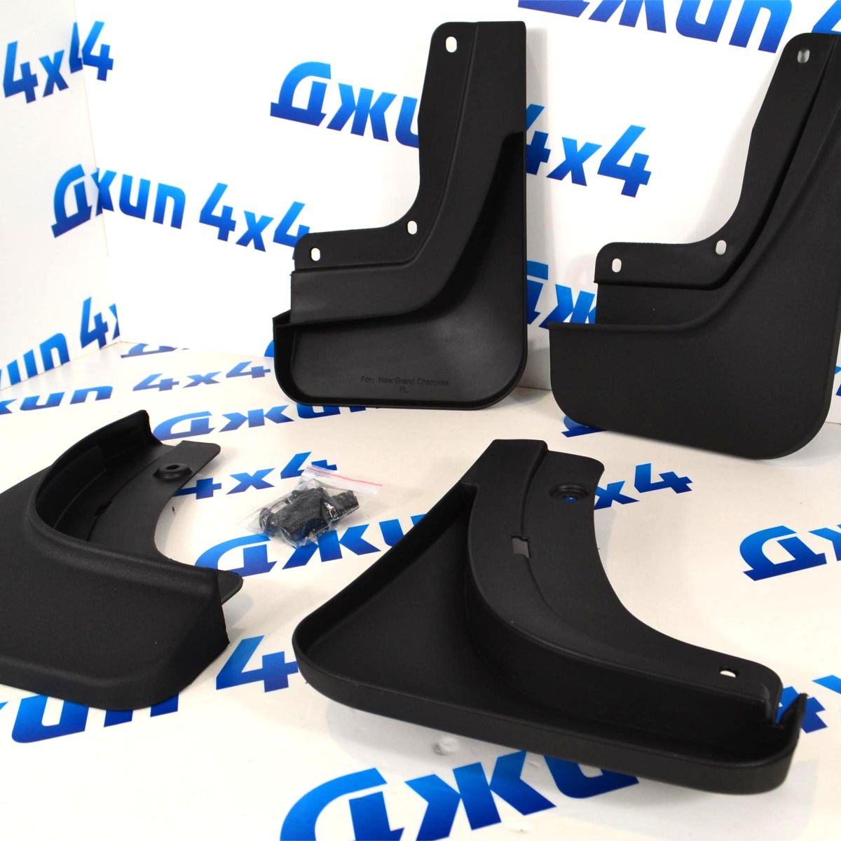 Брызговики Jeep Grand Cherokee WL/5 мест (комплект) 82216018AB