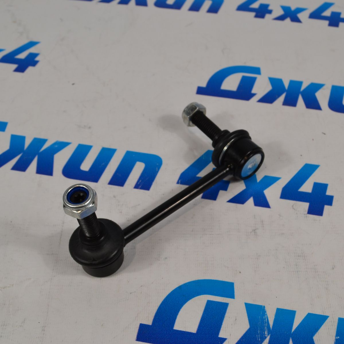 Стойка СПУ переднего правая Jeep Grand Cherokee WK2 68069654AC