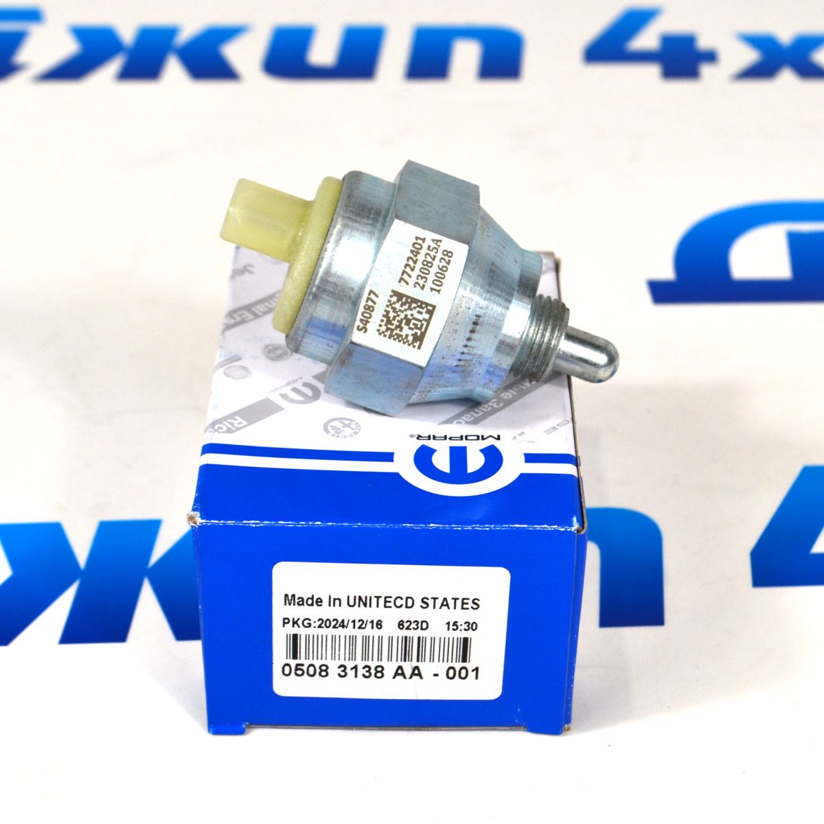 Датчик переключения режимов раздаточной коробки Jeep Wrangler/Dodge Ram 05083138AA